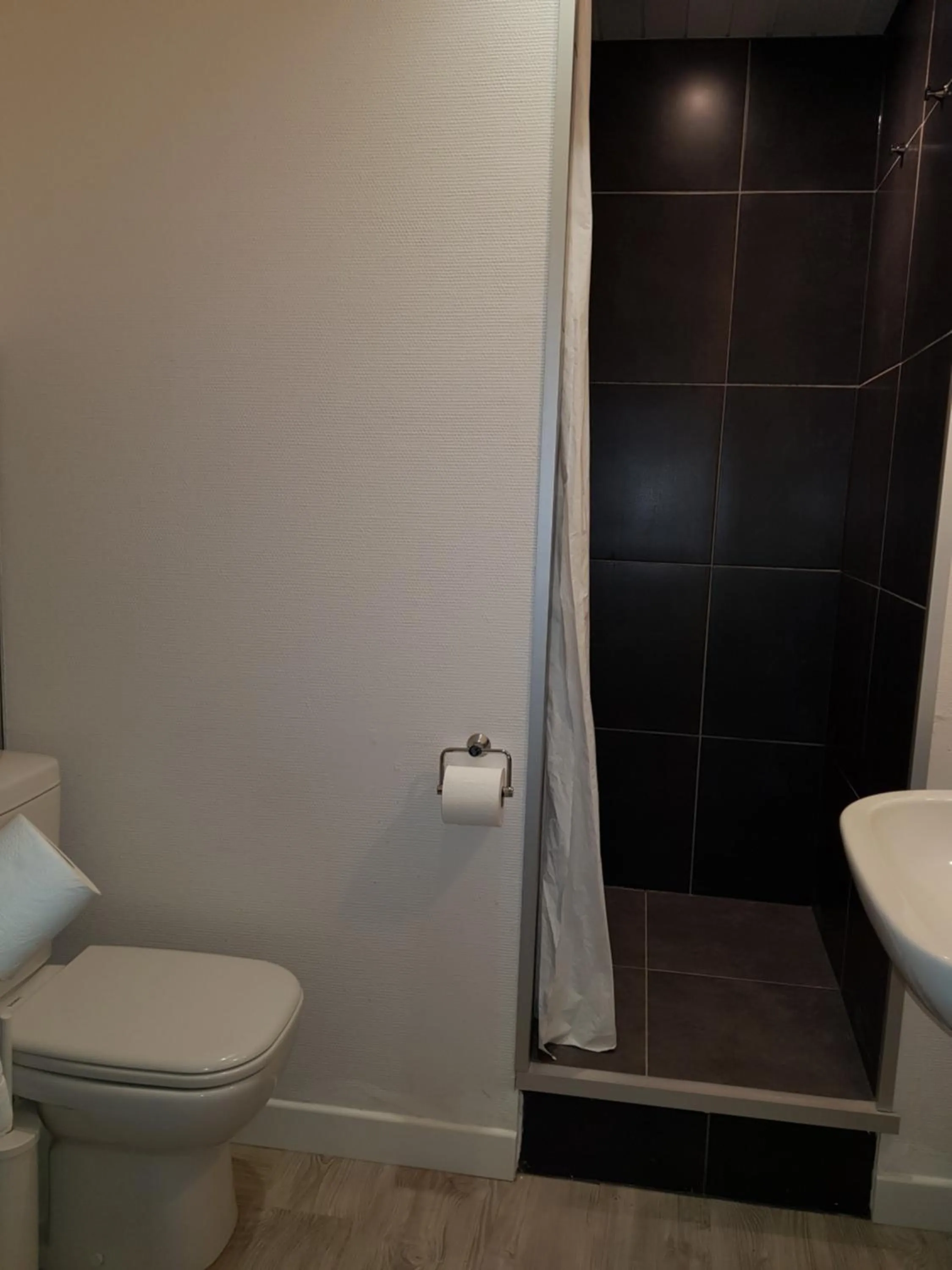 Bathroom in Hotel O Ieper