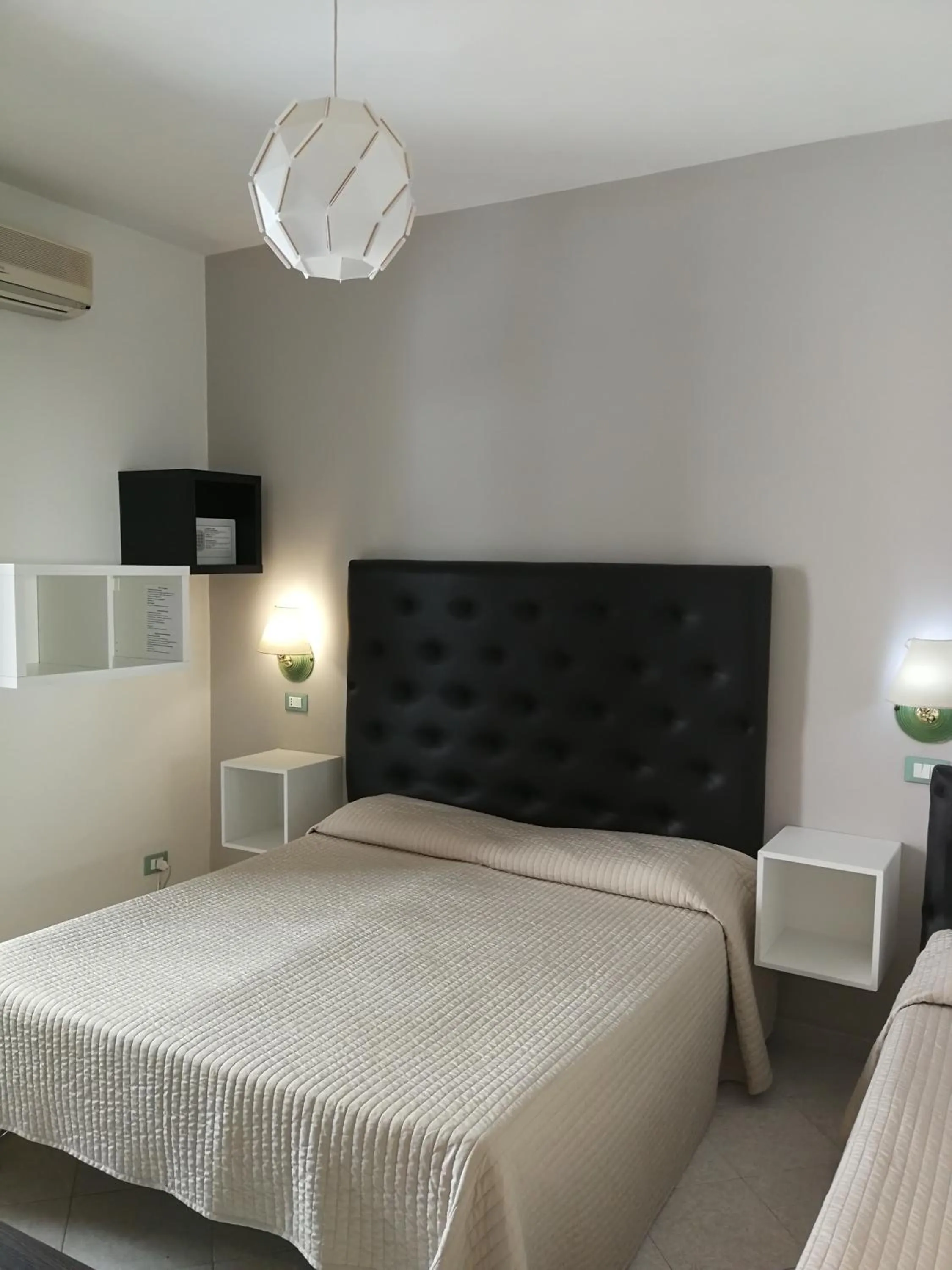 Bedroom, Bed in IG-Tysandros Apartments