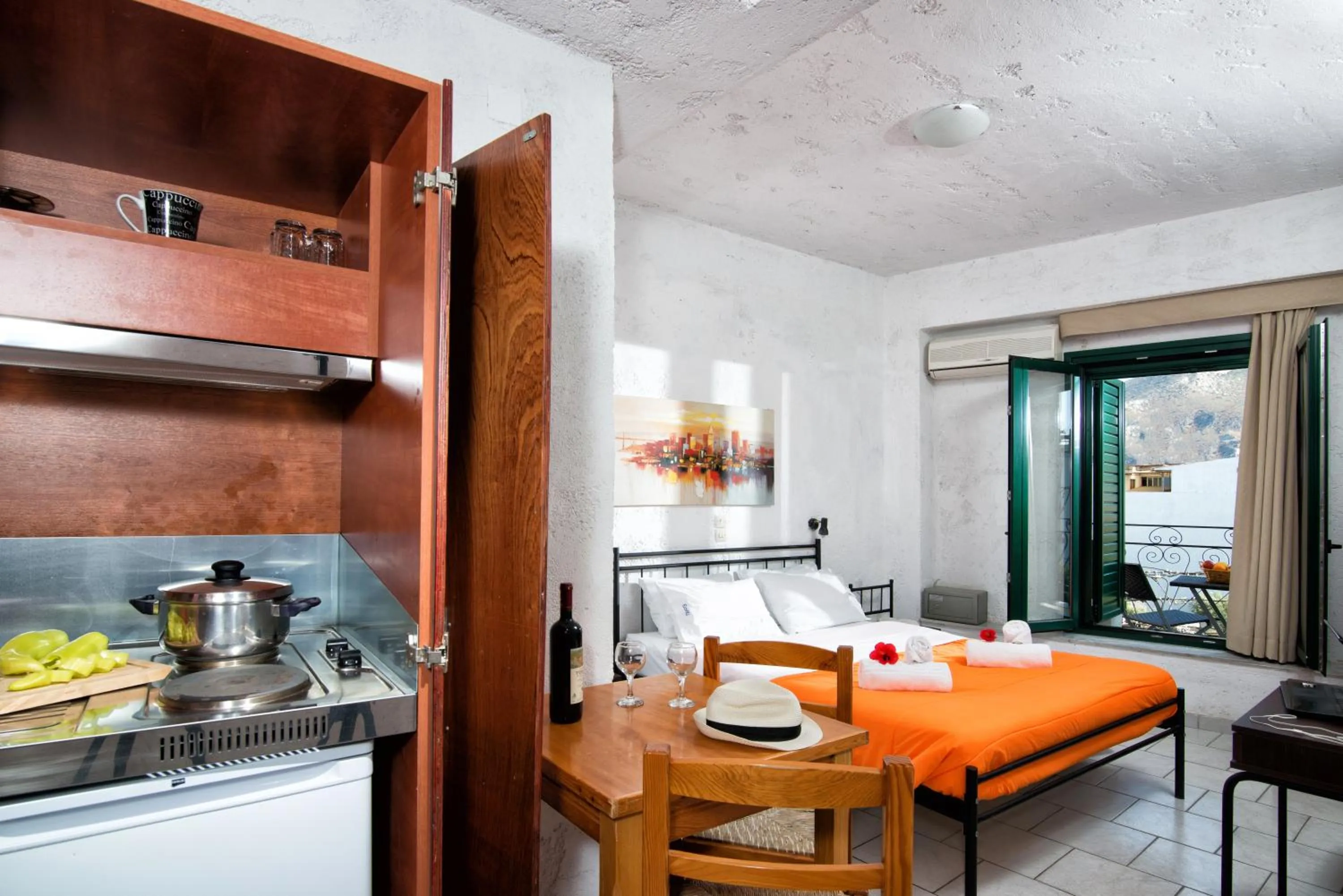 Coffee/tea facilities in Erofili Apartments