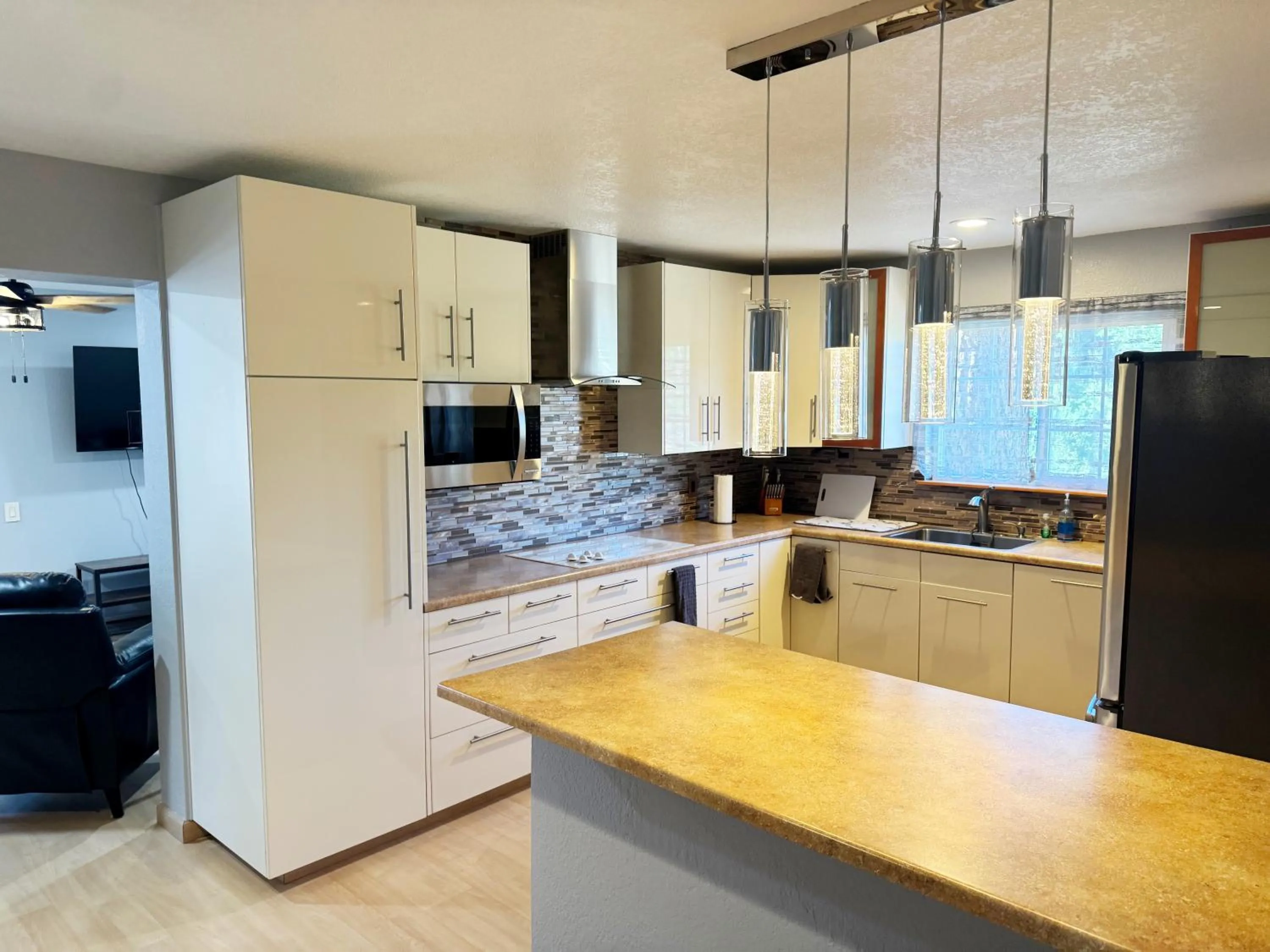 kitchen in The Jeffrey Hotel