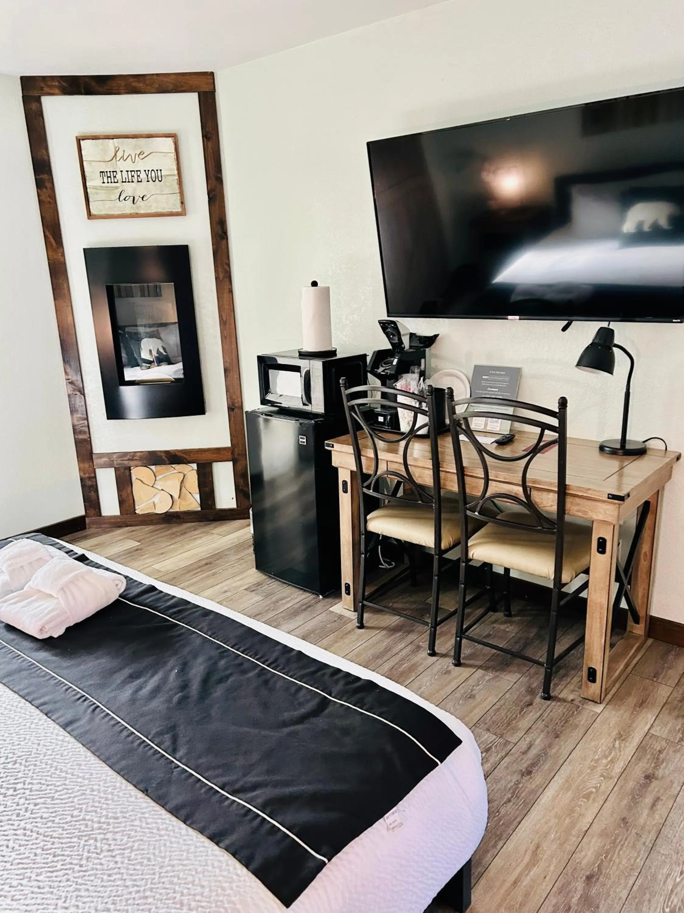 TV and multimedia, Bed in The Jeffrey Hotel