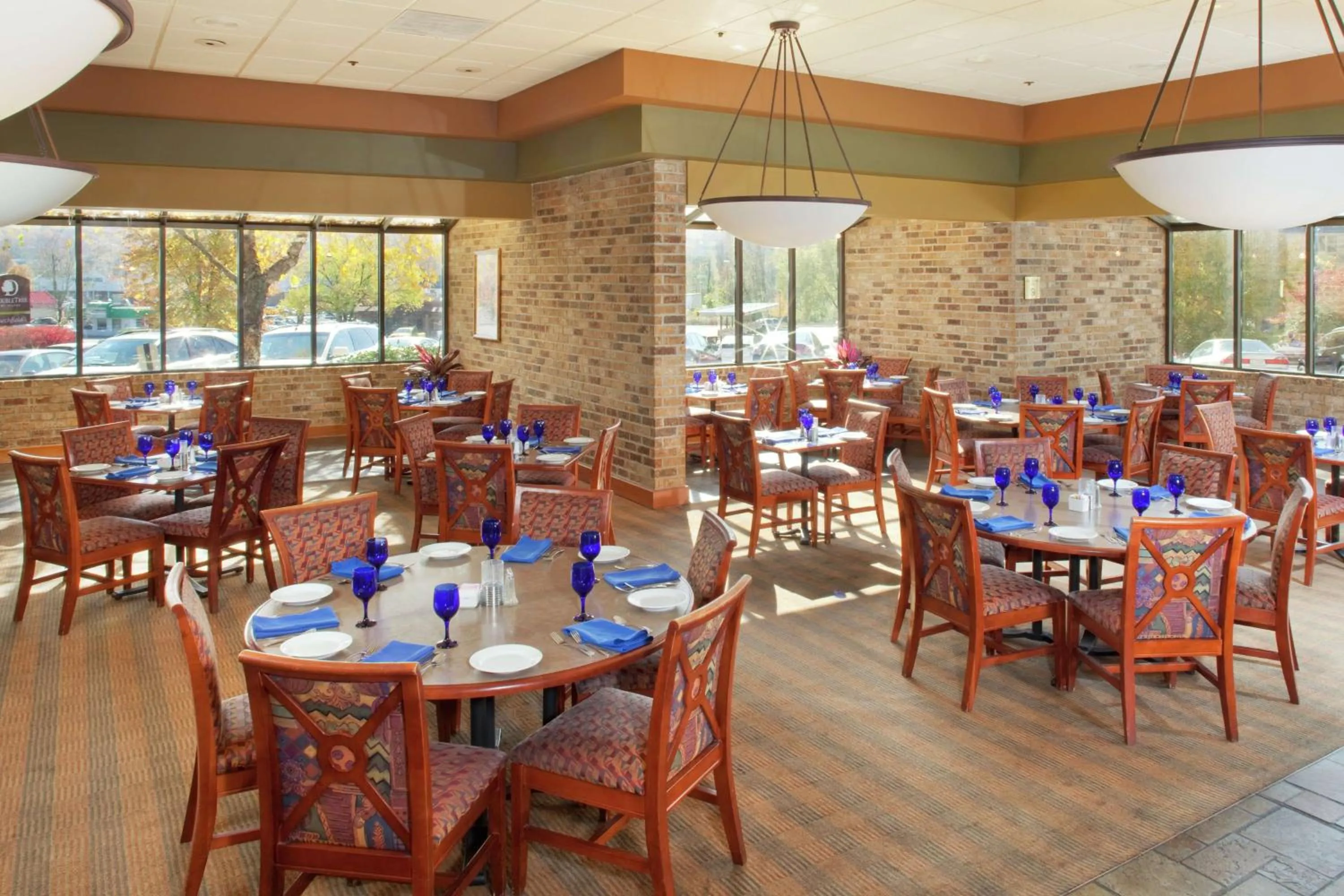 Restaurant/places to eat in DoubleTree by Hilton Hotel Oak Ridge - Knoxville