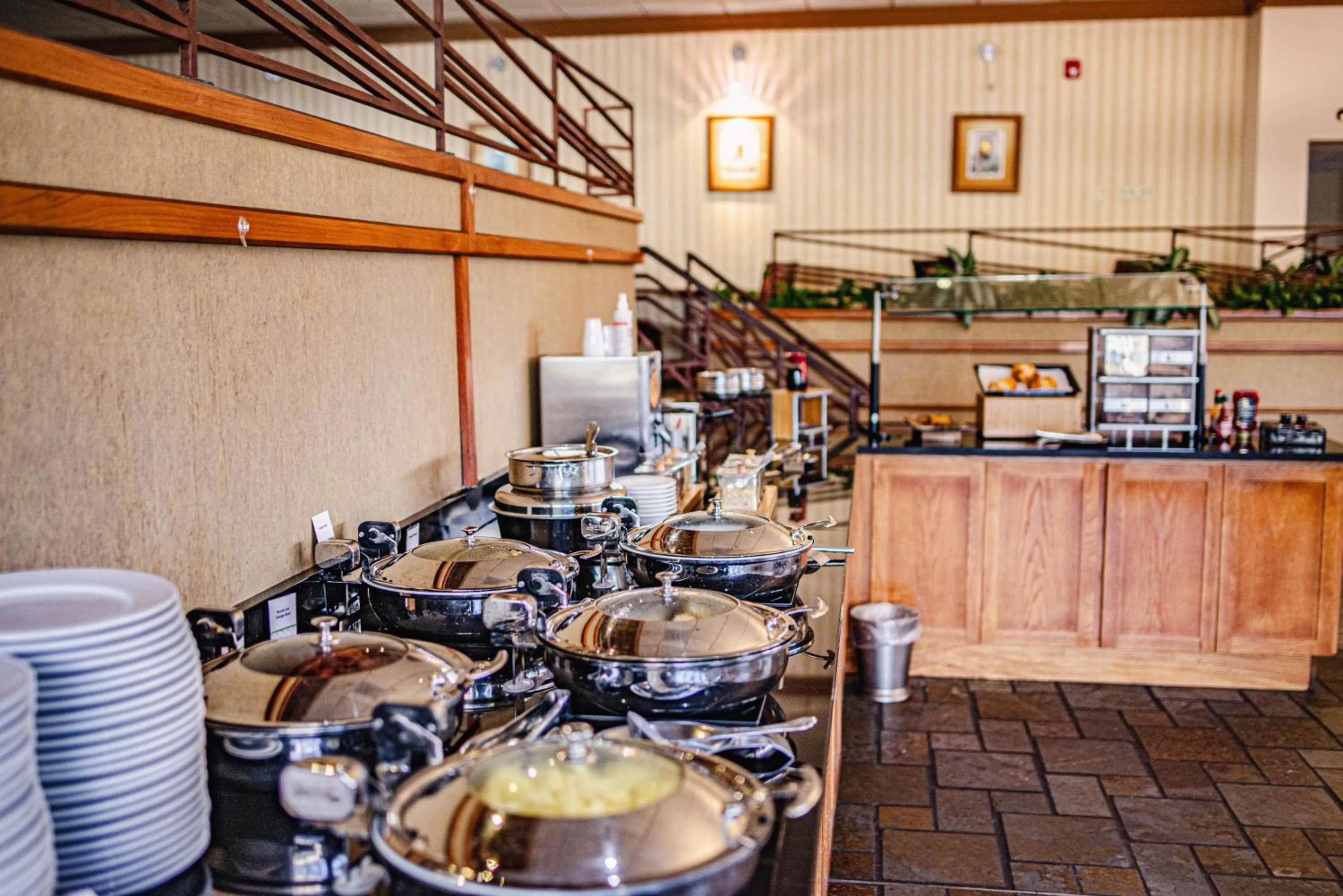 Restaurant/places to eat in DoubleTree by Hilton Hotel Oak Ridge - Knoxville