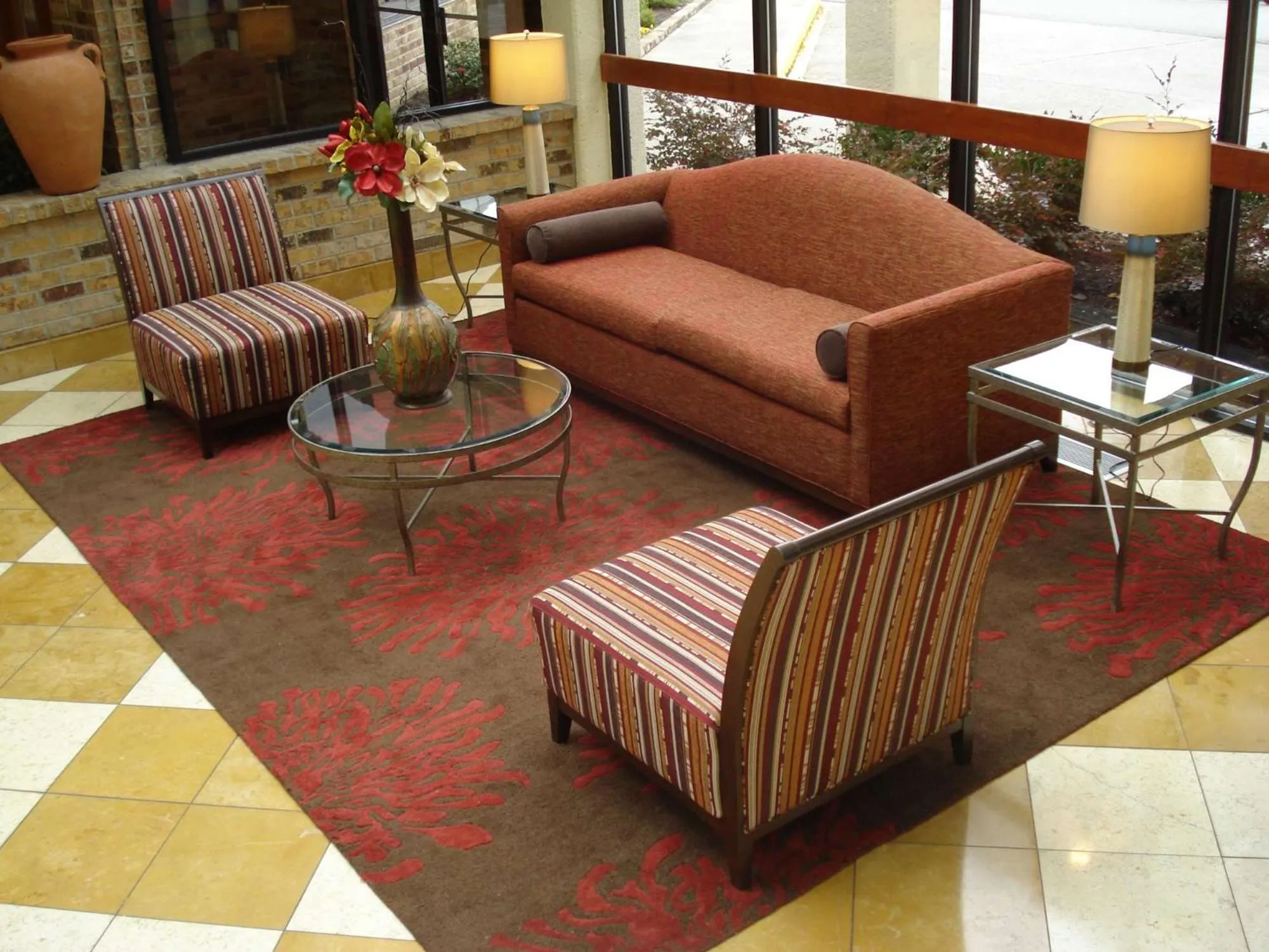 Lobby or reception in DoubleTree by Hilton Hotel Oak Ridge - Knoxville