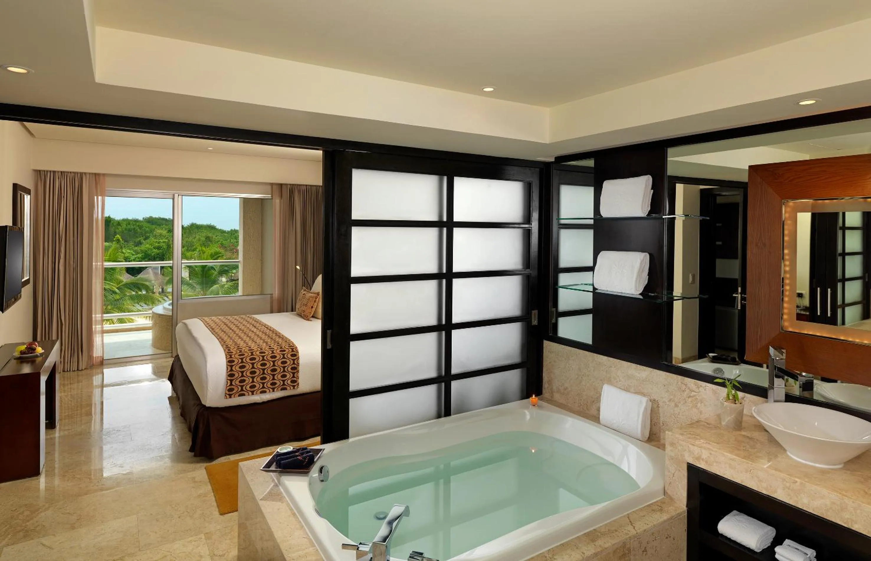 Hot Tub, Bed in Paradisus Playa del Carmen - Riviera Maya - All Inclusive