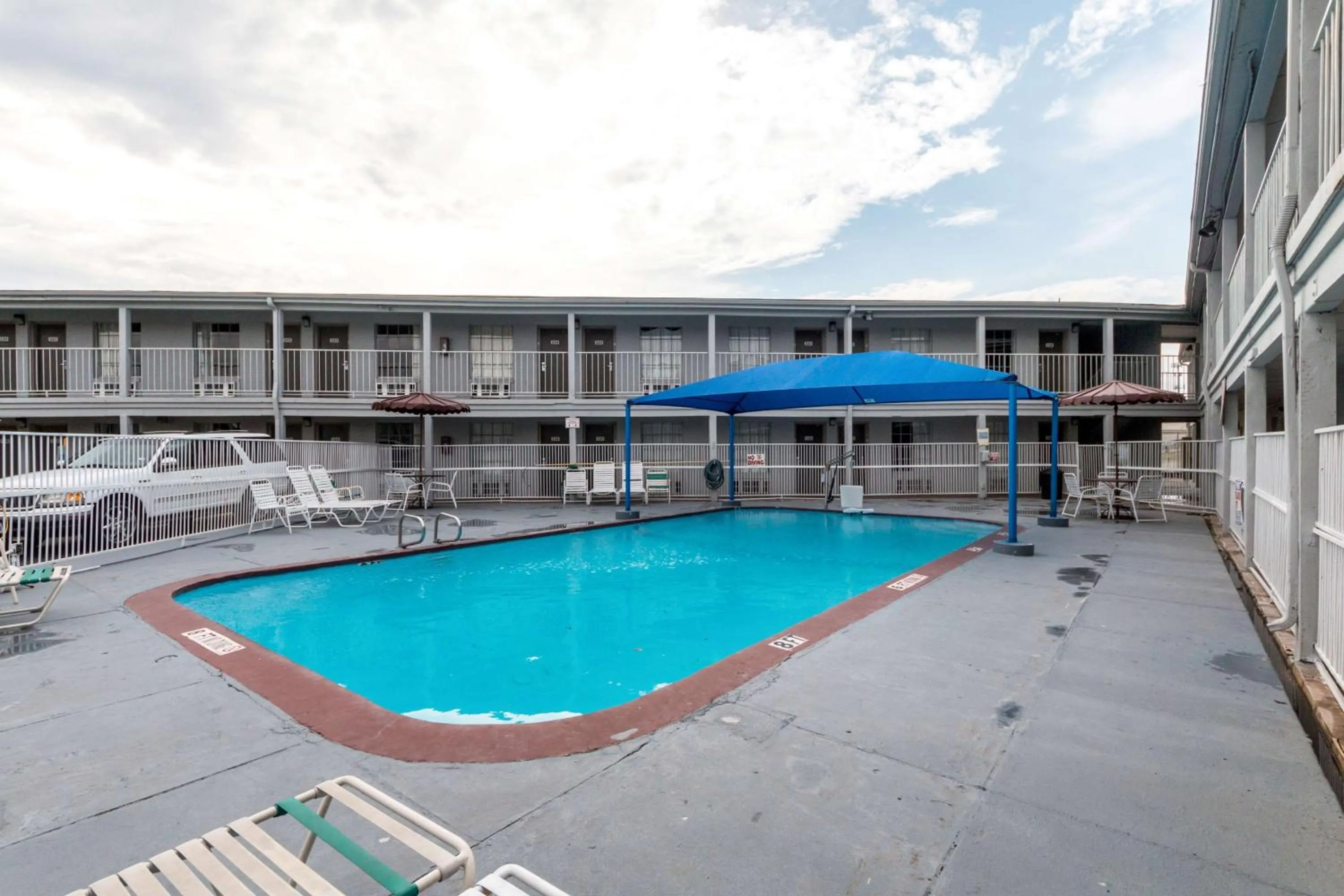 On site in Studio 6-San Antonio, TX - Fort Sam Houston Area