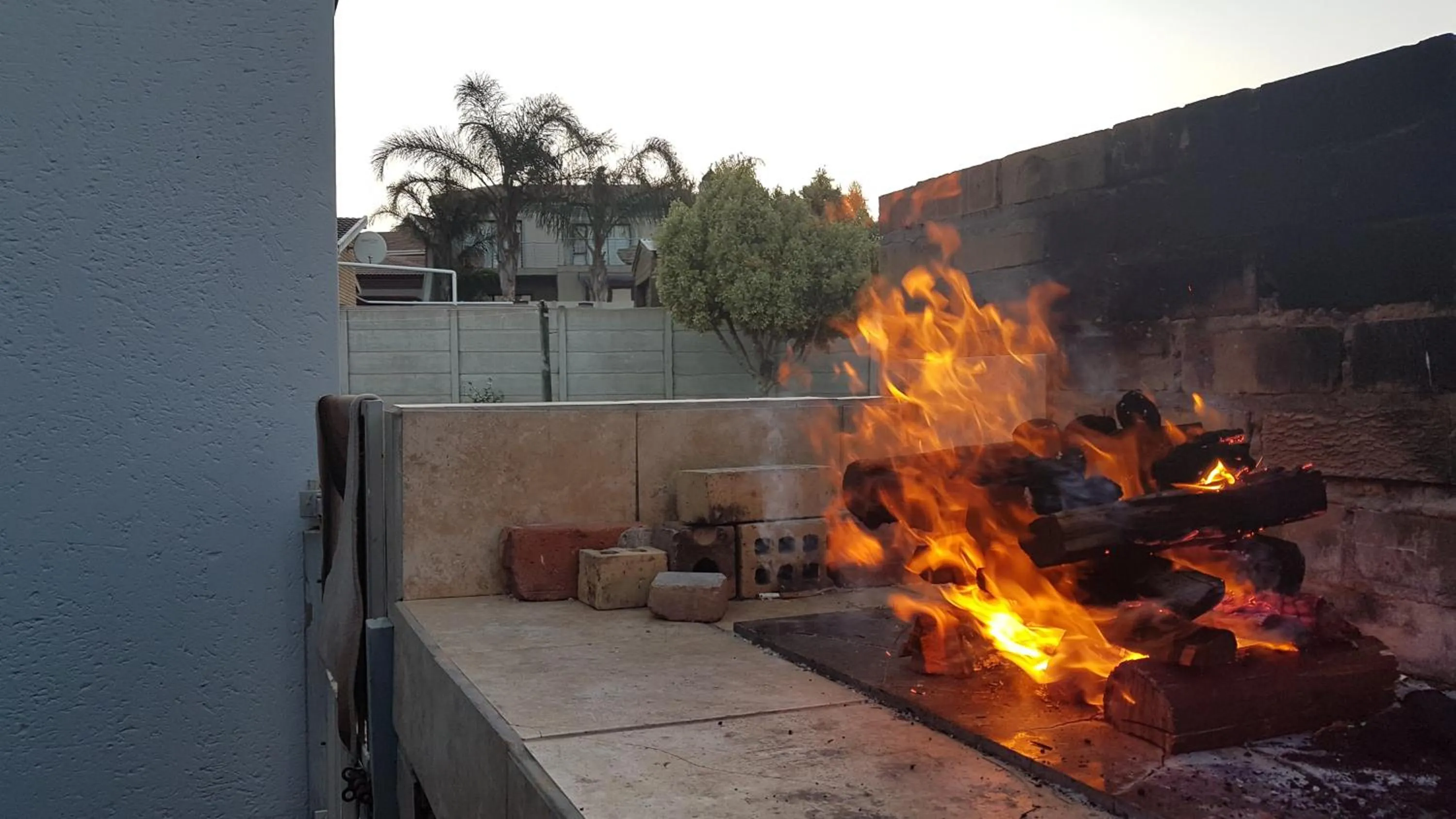BBQ facilities in Eagle's Rest