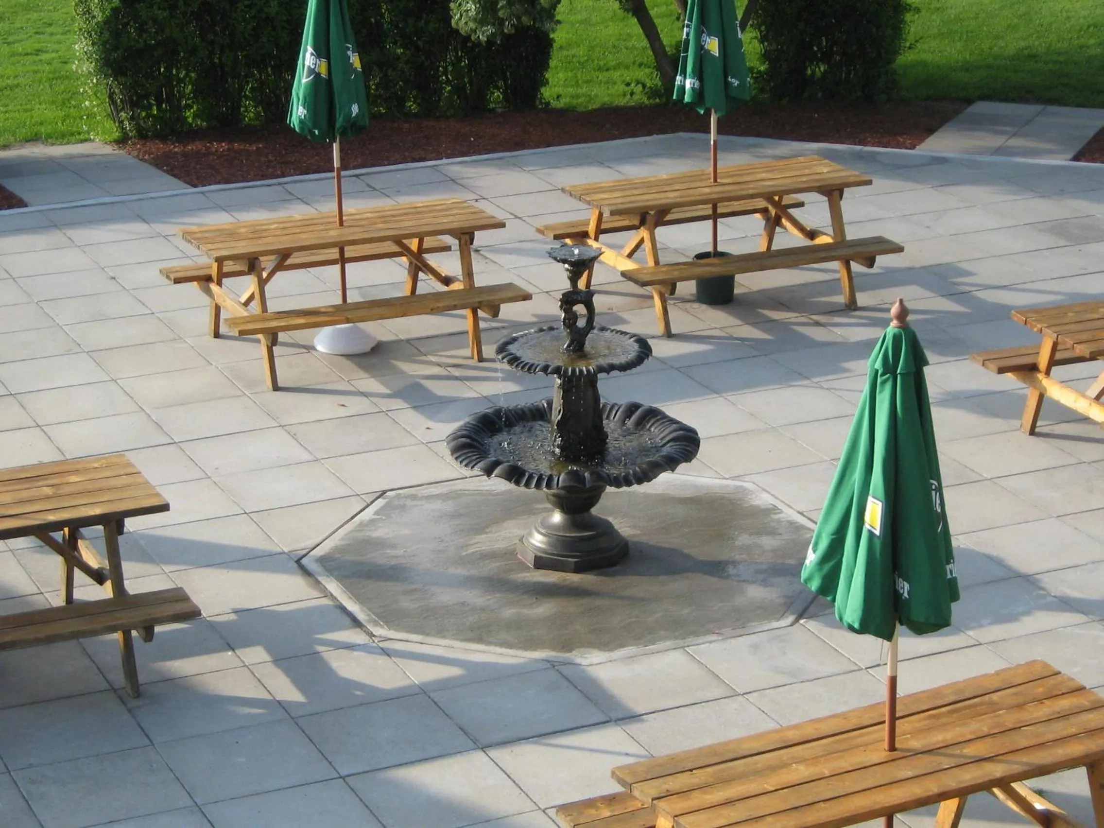 Patio in Ramada by Wyndham Belleville Harbourview Conference Center