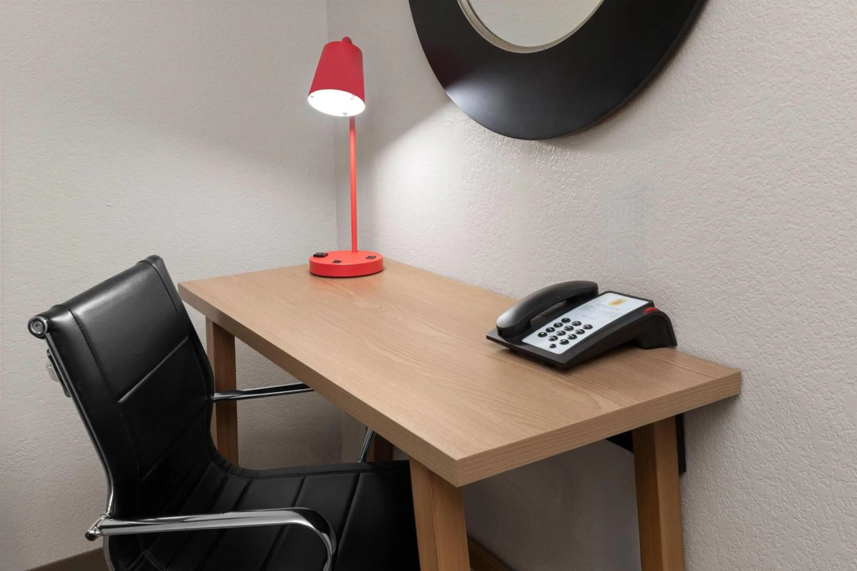 Photo of the whole room in Super 8 by Wyndham San Antonio/Alamodome Area