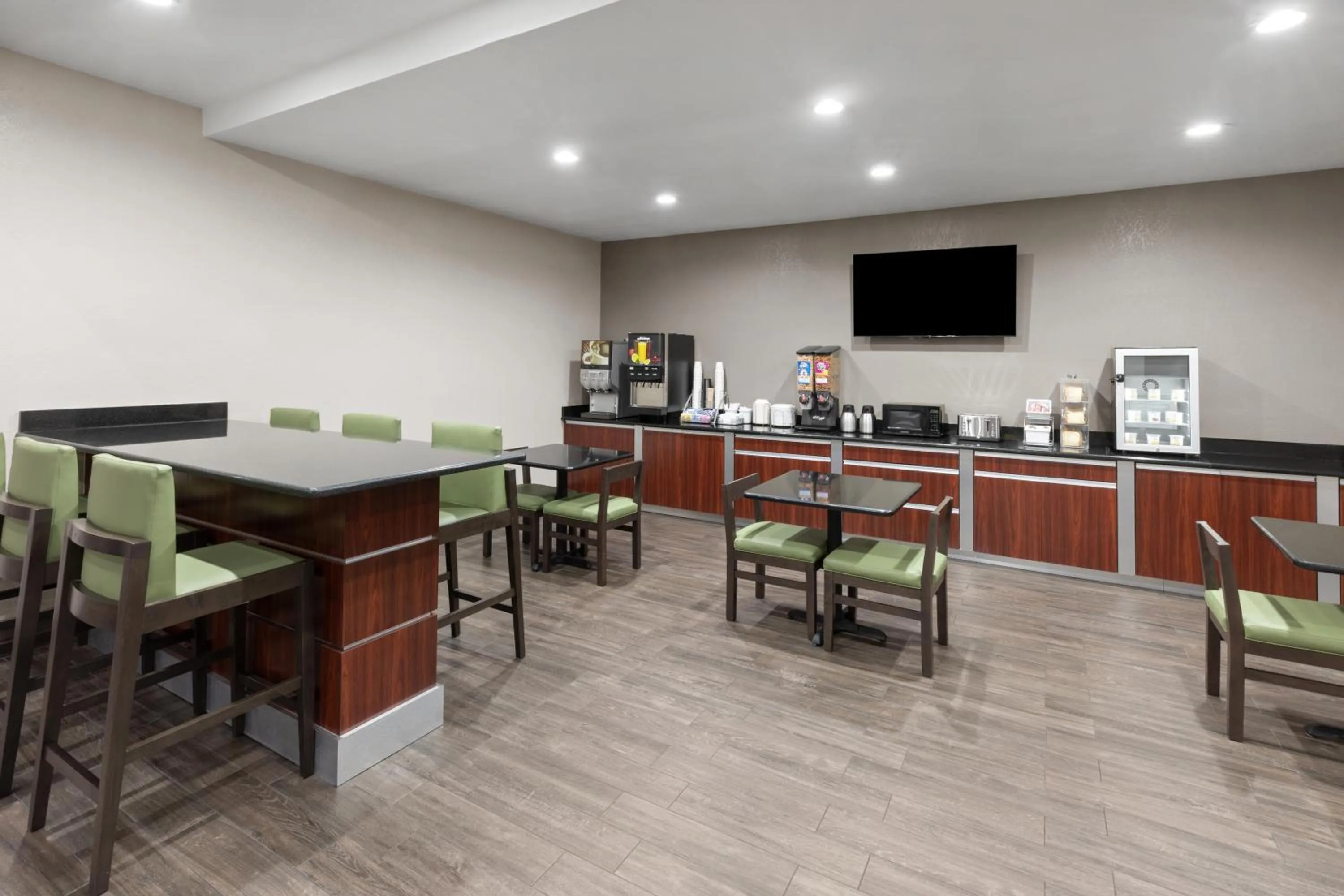 Breakfast in Super 8 by Wyndham San Antonio/Alamodome Area