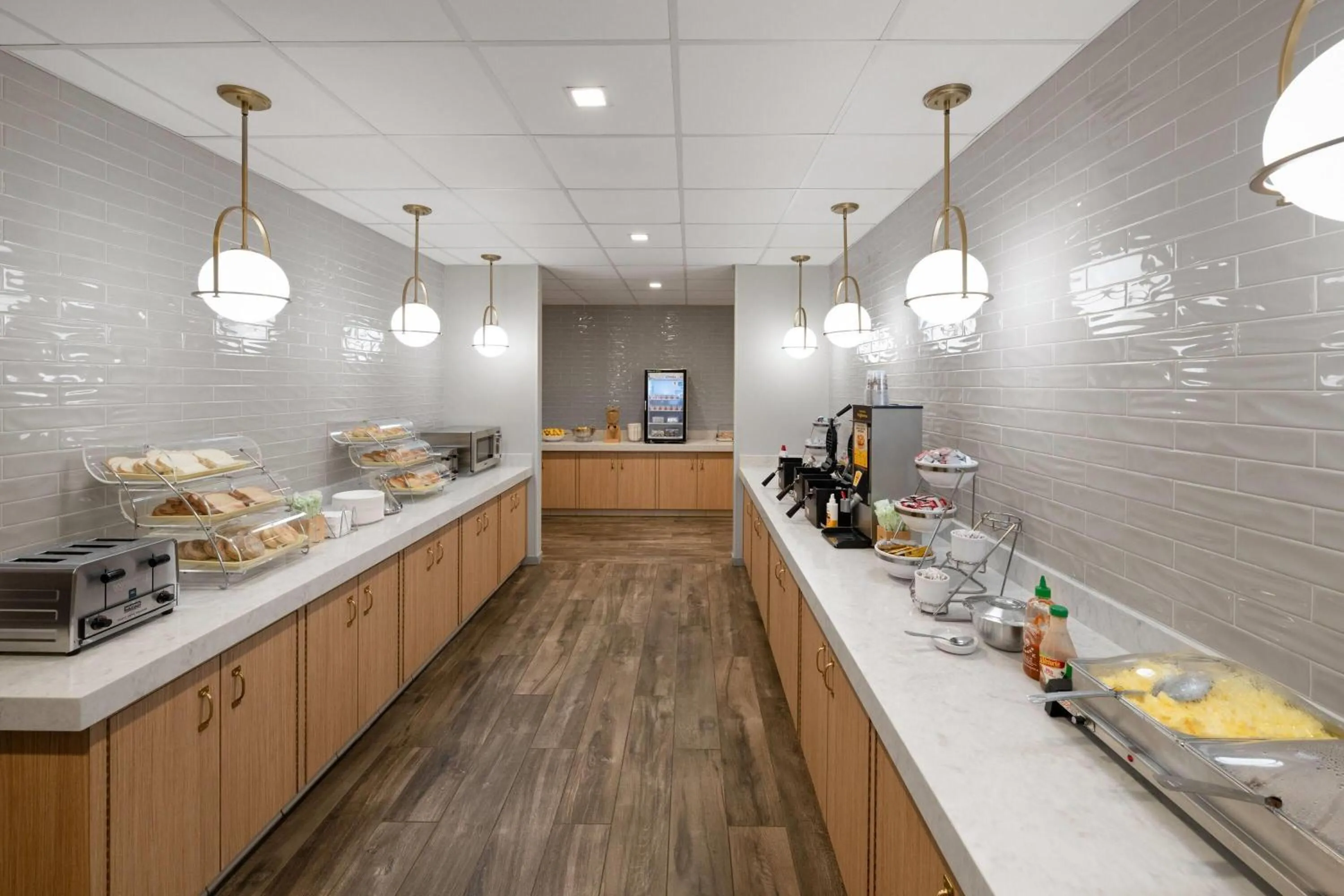 Breakfast in La Quinta by Wyndham Paso Robles