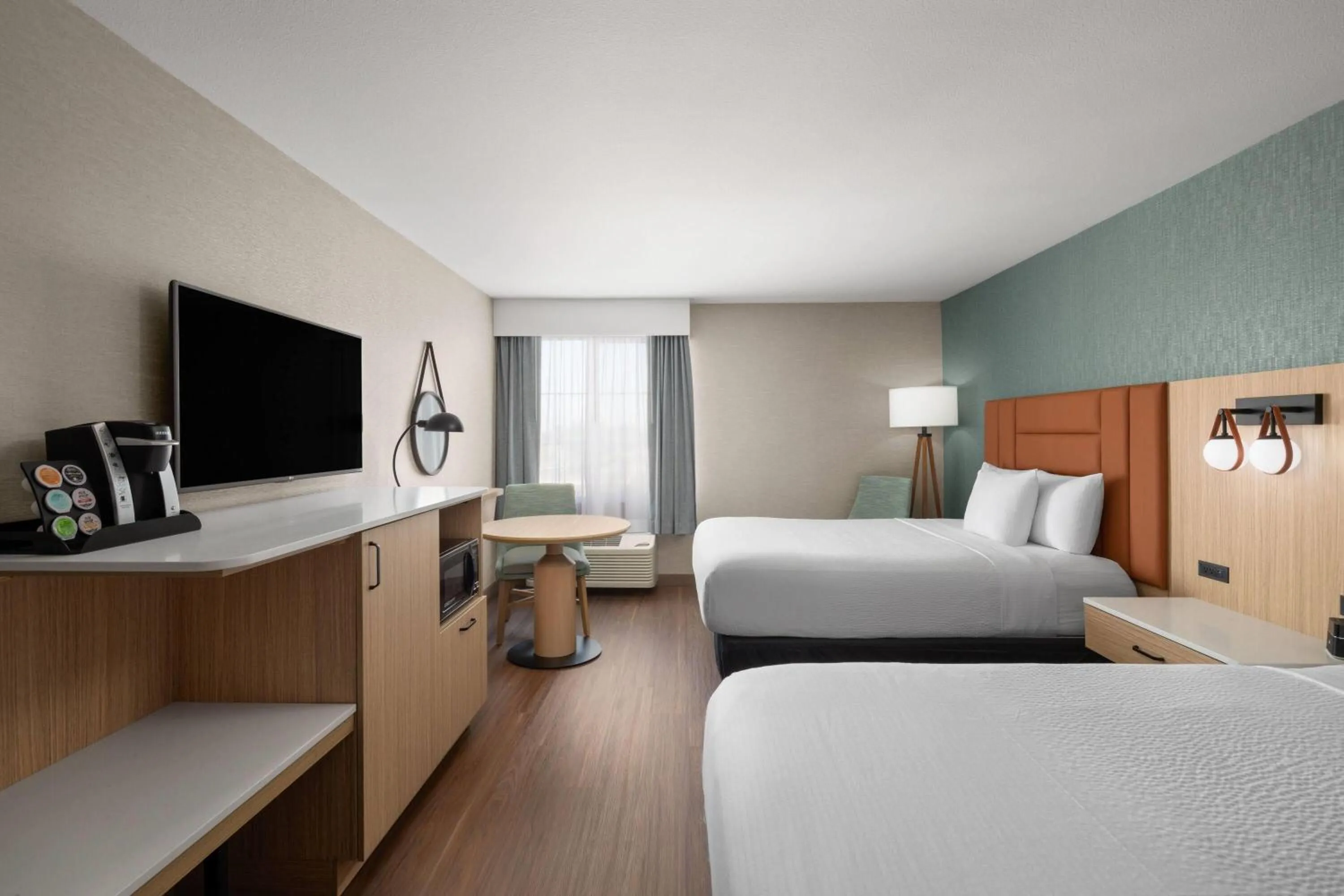 Photo of the whole room, Bed in La Quinta by Wyndham Paso Robles