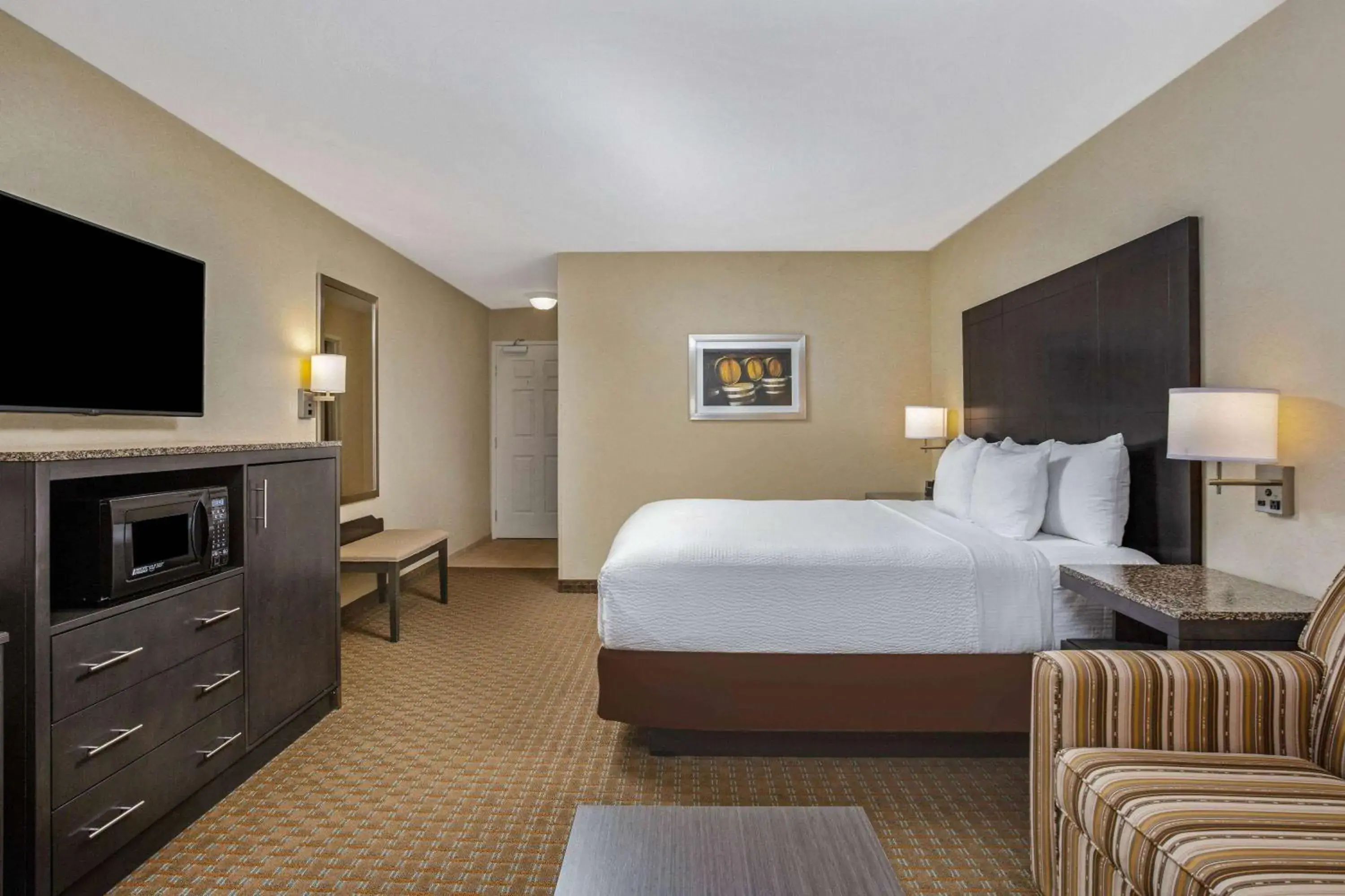 King Room - Mobility Access/Non-Smoking in La Quinta by Wyndham Paso Robles King Room - Mobility Access/Non-Smoking in La Quinta by Wyndham Paso Robles