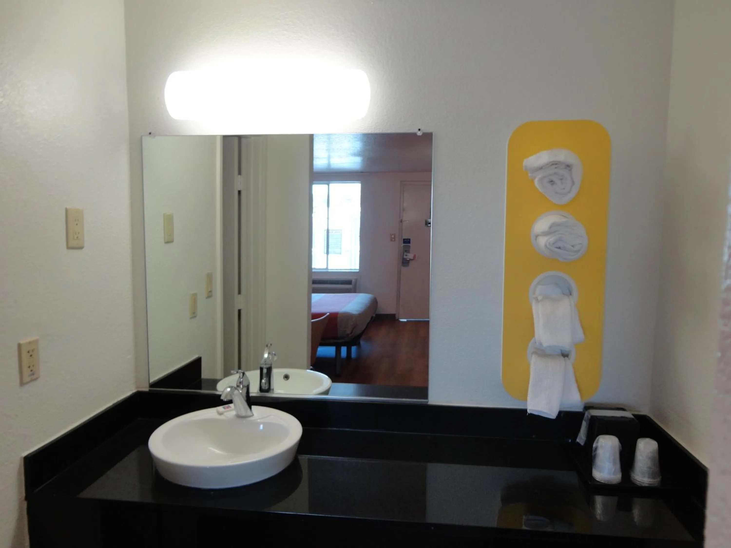 Bathroom in Motel 6-Round Rock, TX