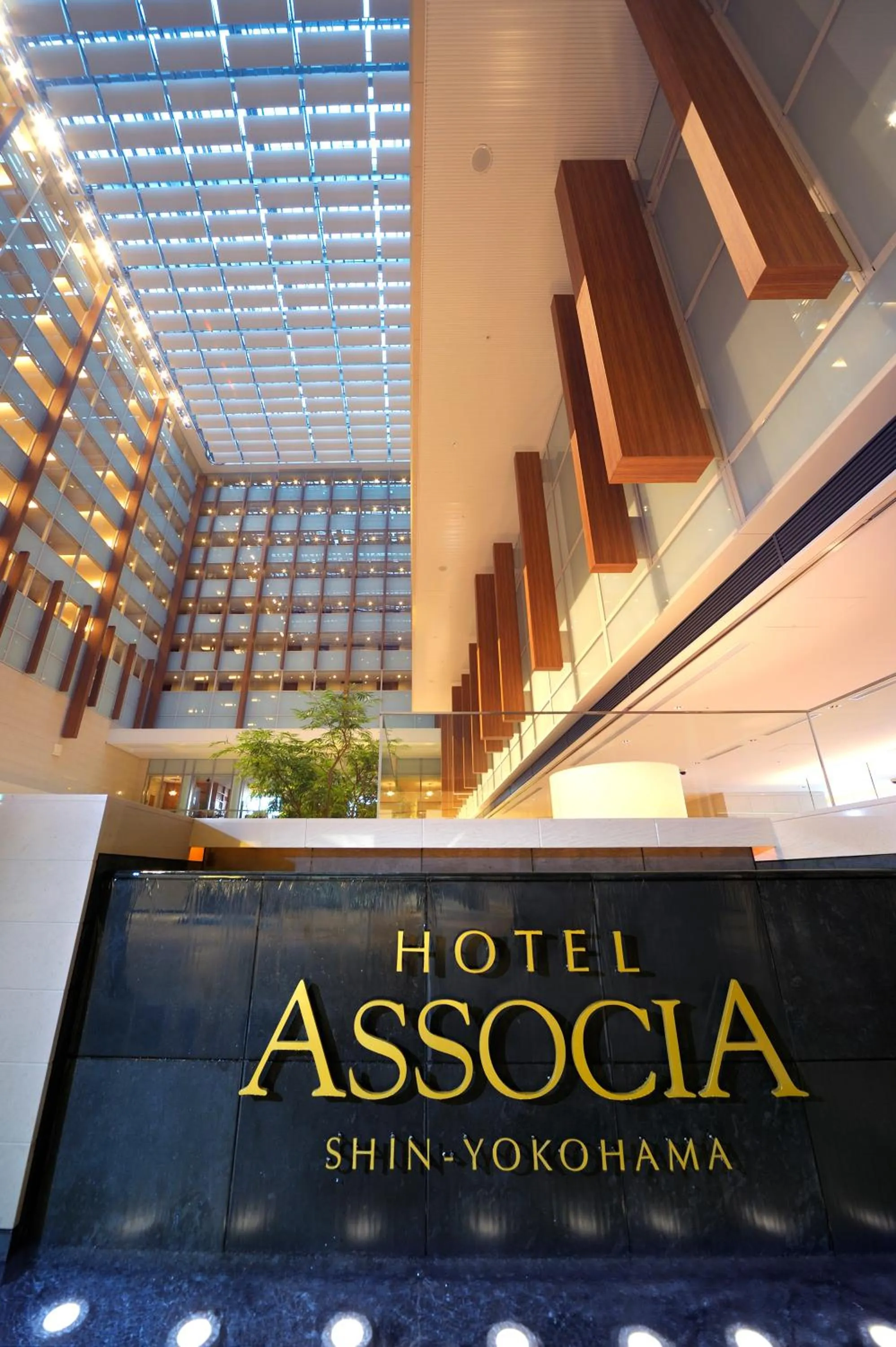 Lobby or reception in Hotel Associa Shin-Yokohama