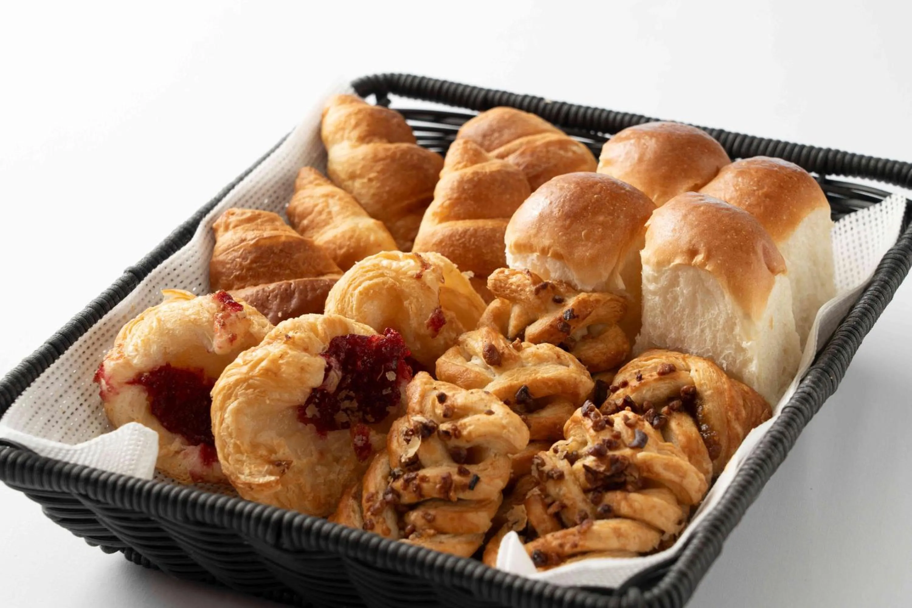 Buffet breakfast in Hotel Associa Shin-Yokohama