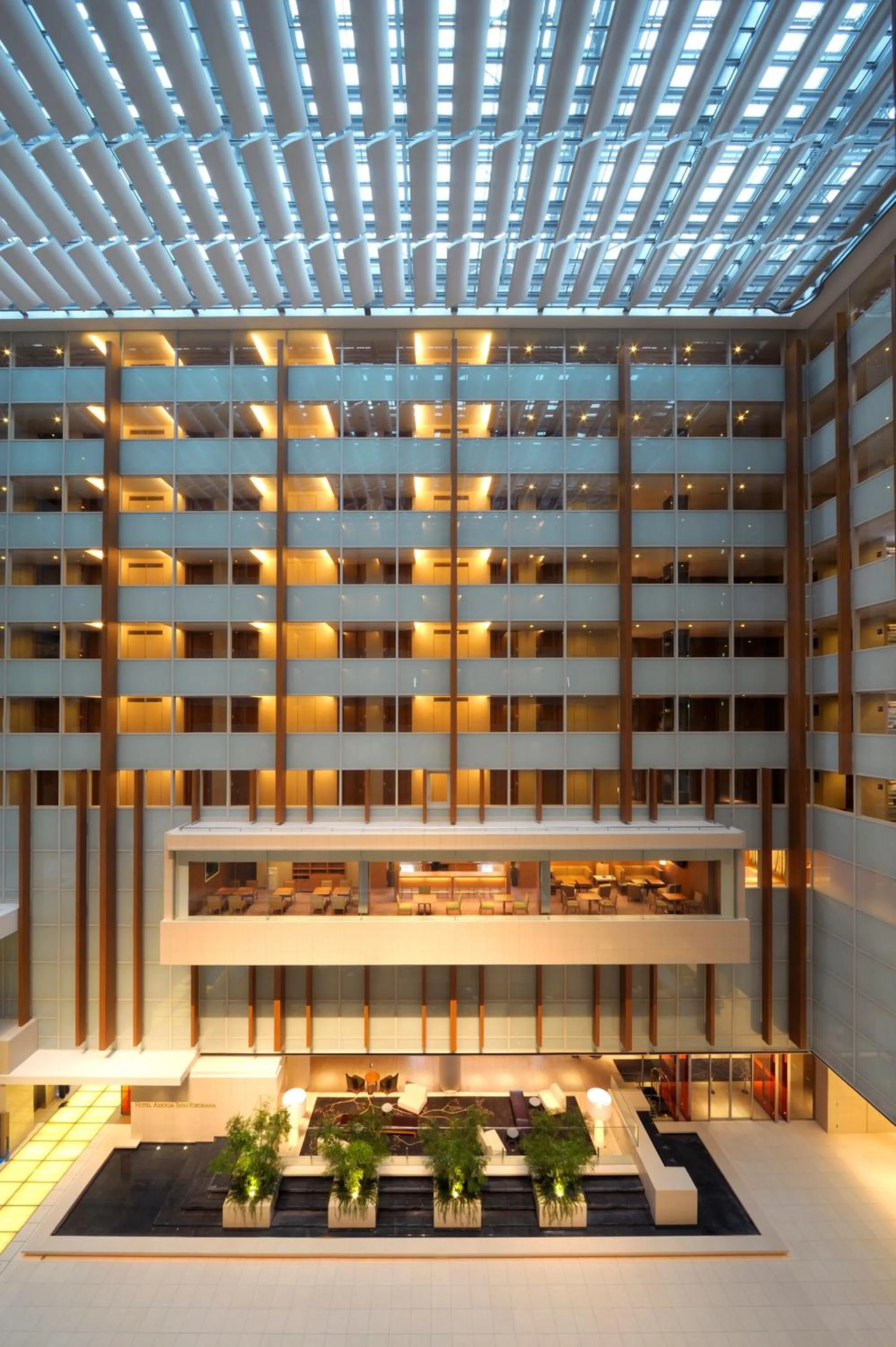 Lobby or reception in Hotel Associa Shin-Yokohama