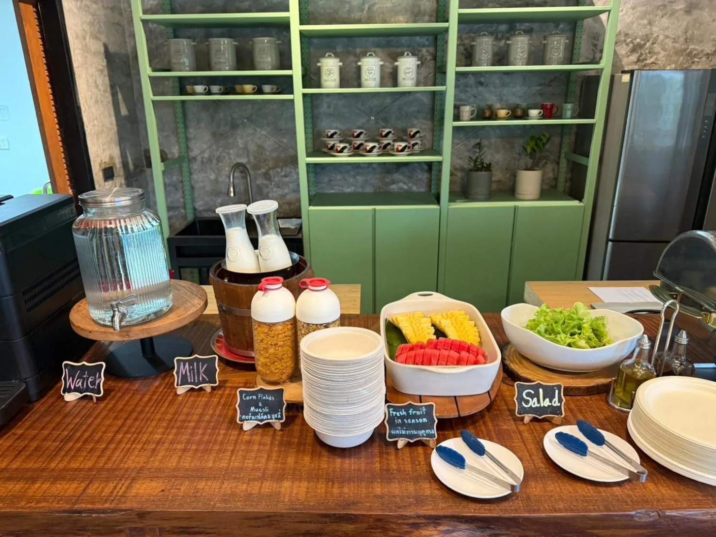 Breakfast in The Stage-Koh Chang