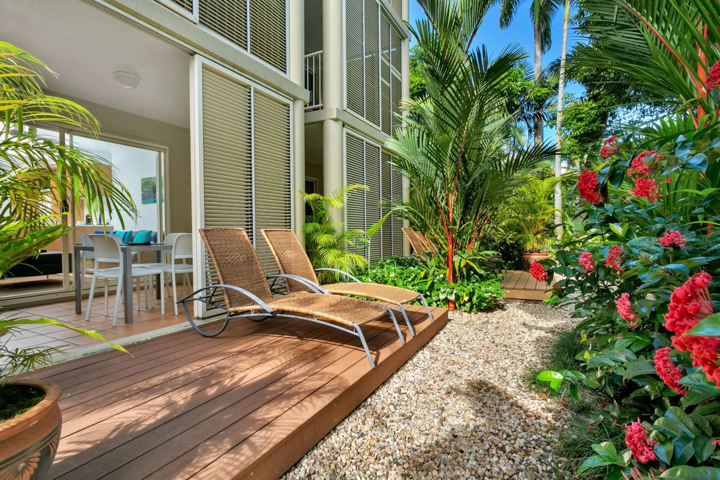 Garden in Port Douglas Apartments - Adults Only Oasis