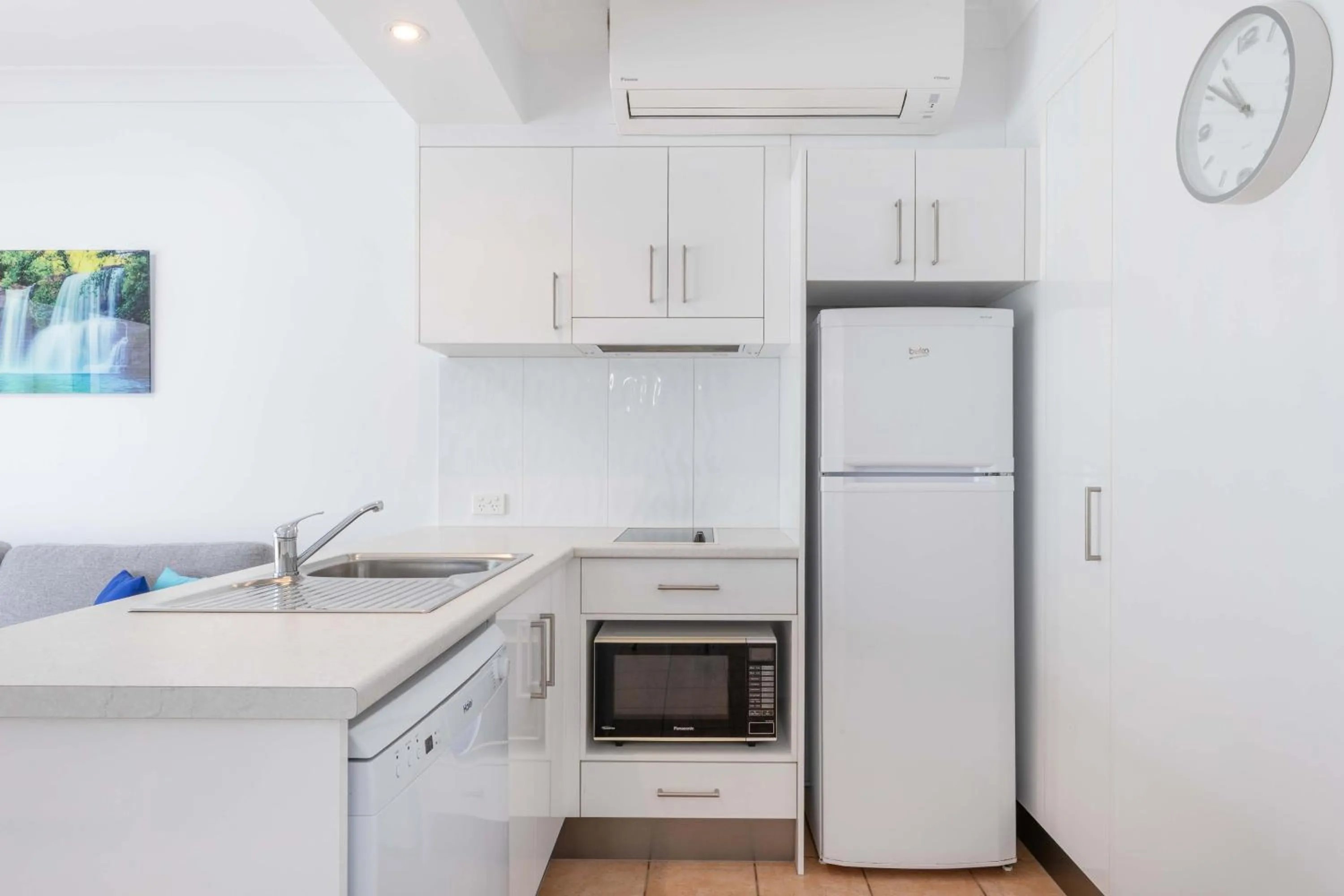 kitchen in Port Douglas Apartments - Adults Only Oasis