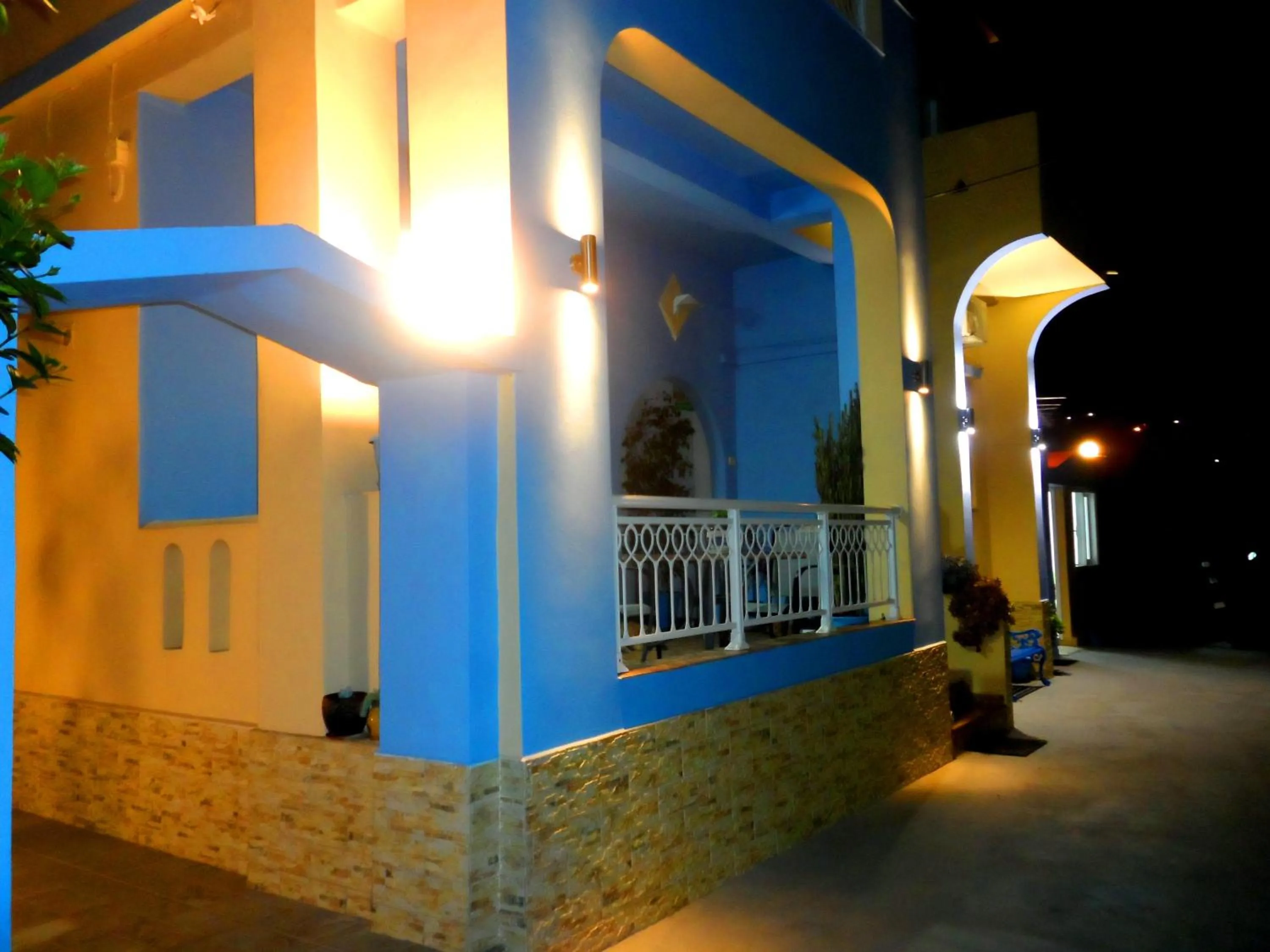 Facade/entrance in Papafotis Apartments & Suites