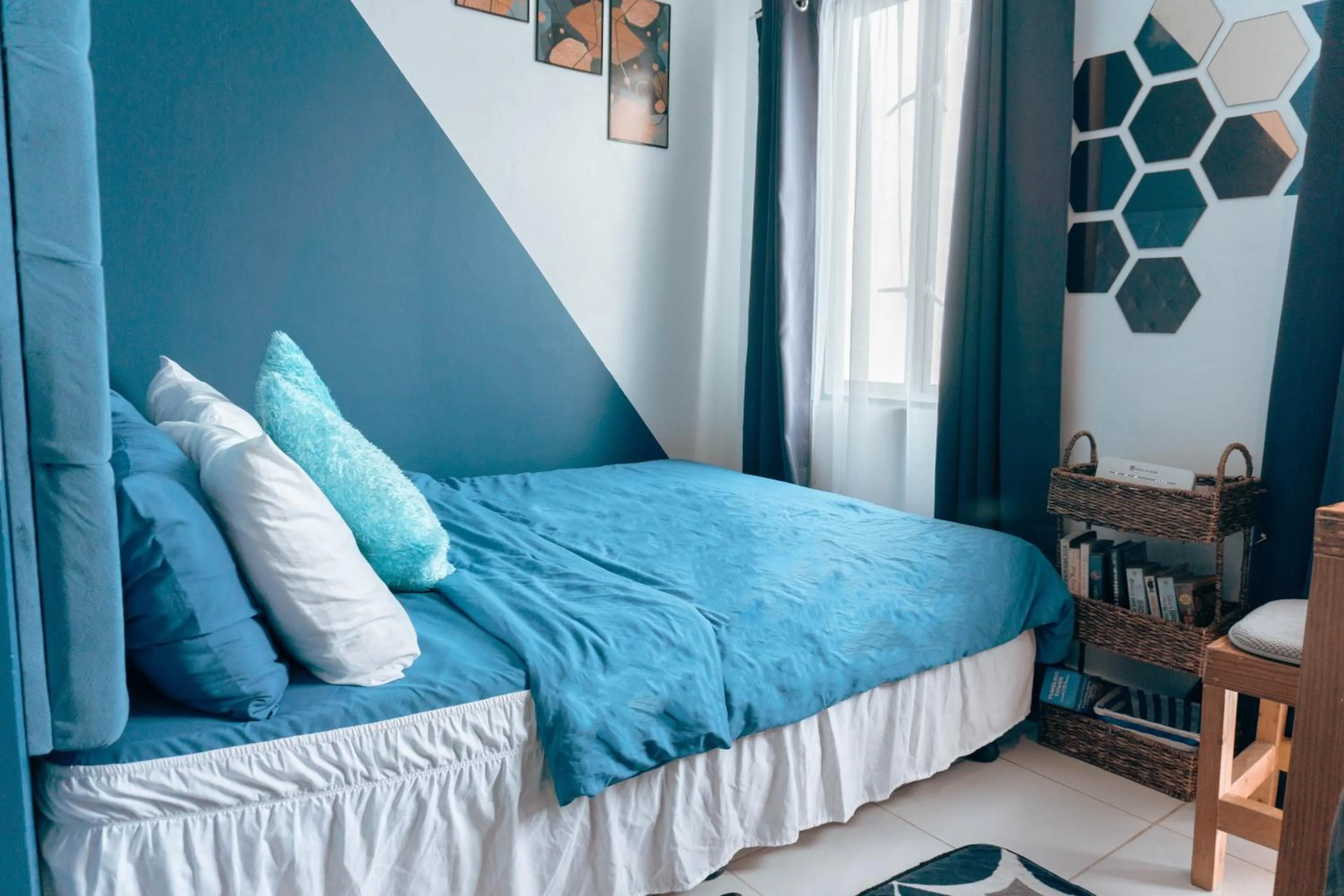 Bed in Retreat Haven in La Bella Tagaytay