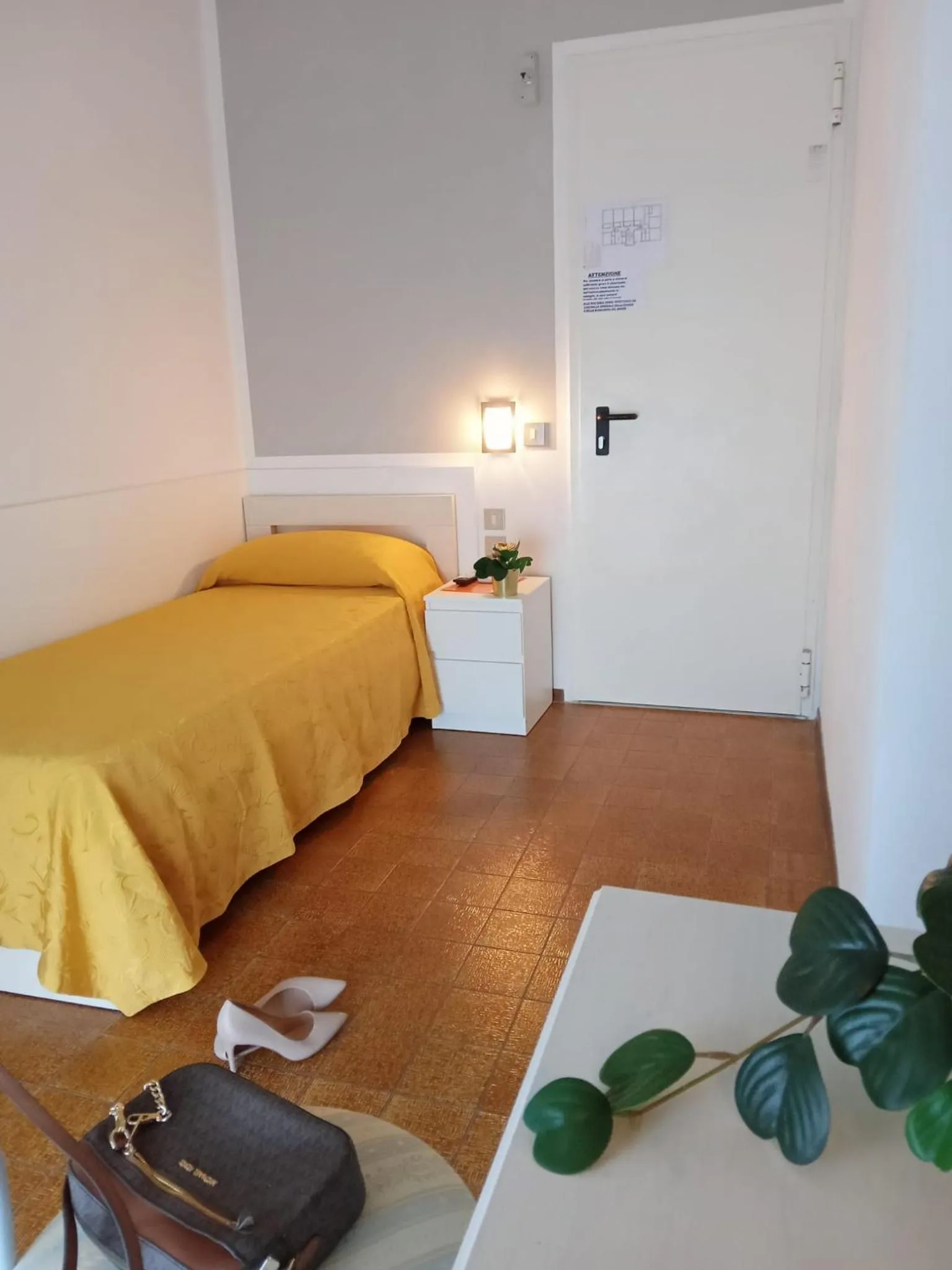 Single Room in Hotel Haiti