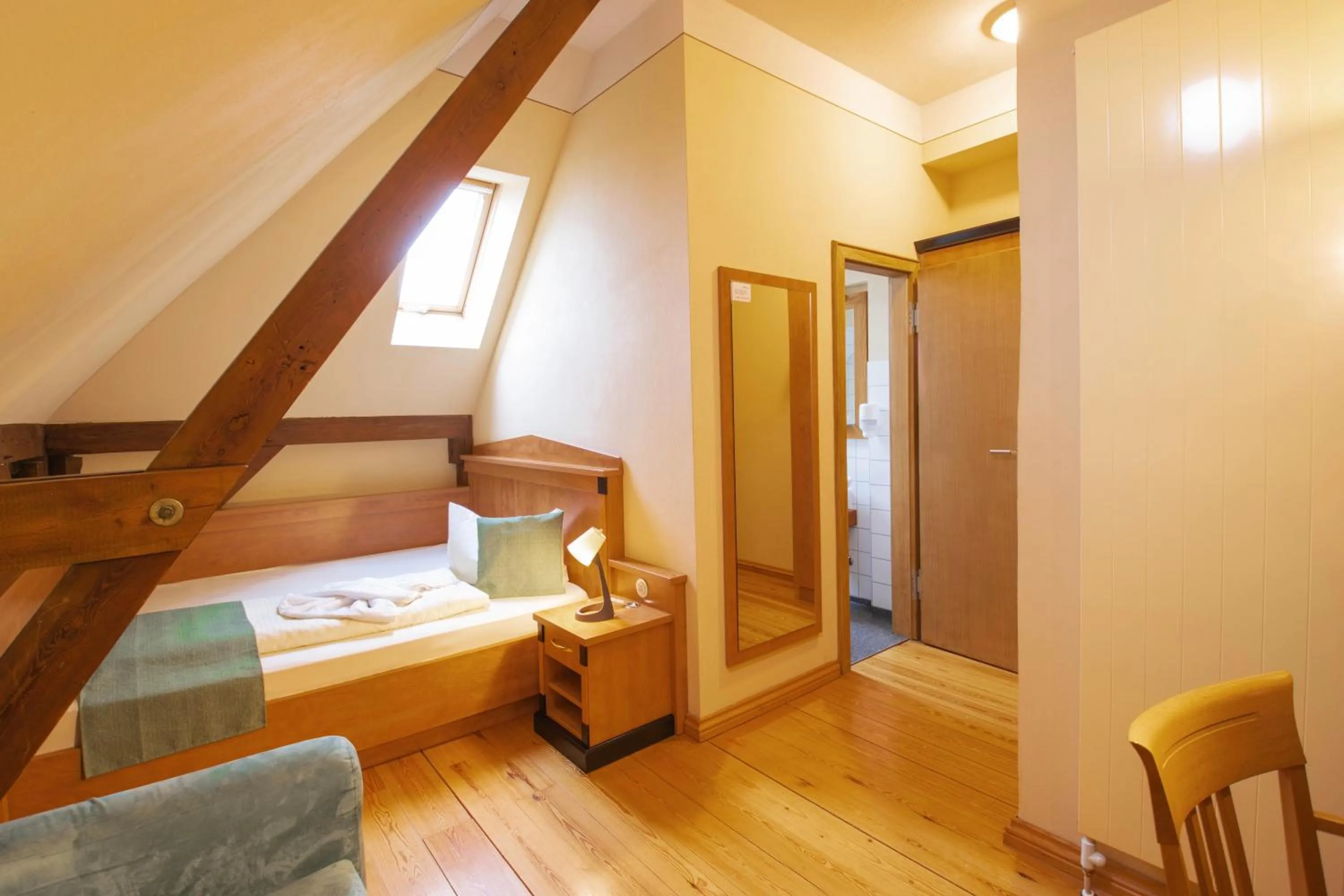 Photo of the whole room, Bed in Hotel Jagdschloss Letzlingen