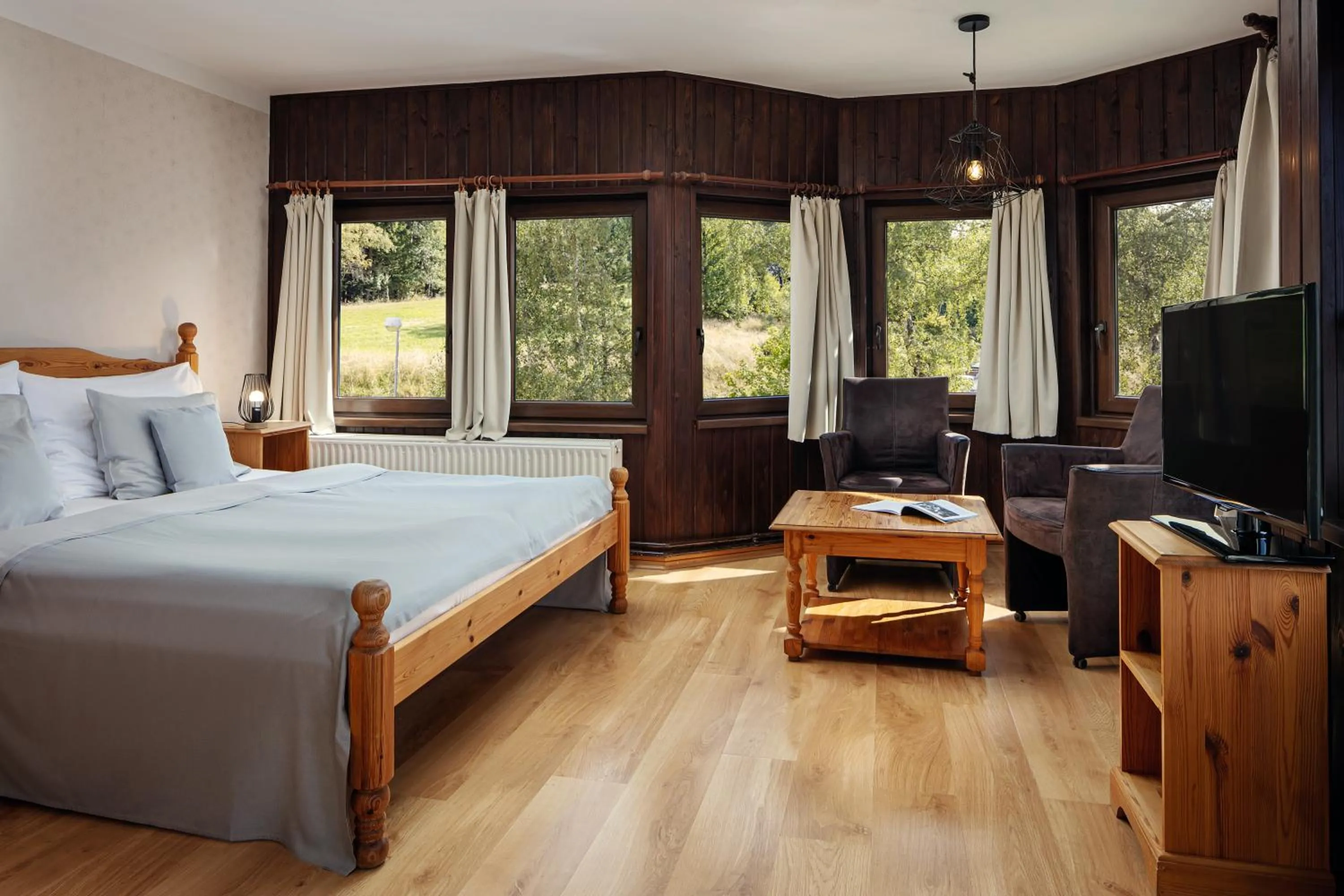 Bedroom in Hotel Zámeček Janovičky