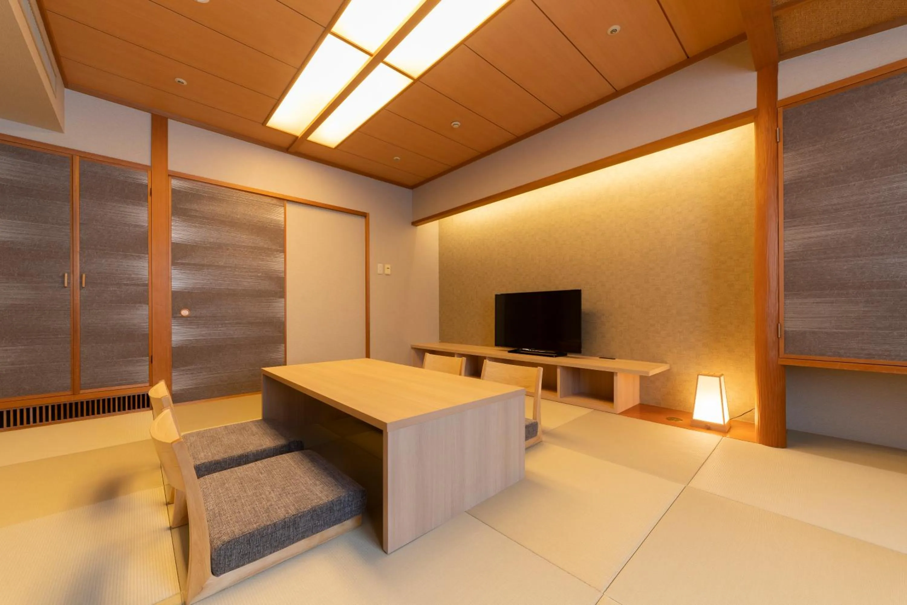 Photo of the whole room in Hotel Associa Toyohashi