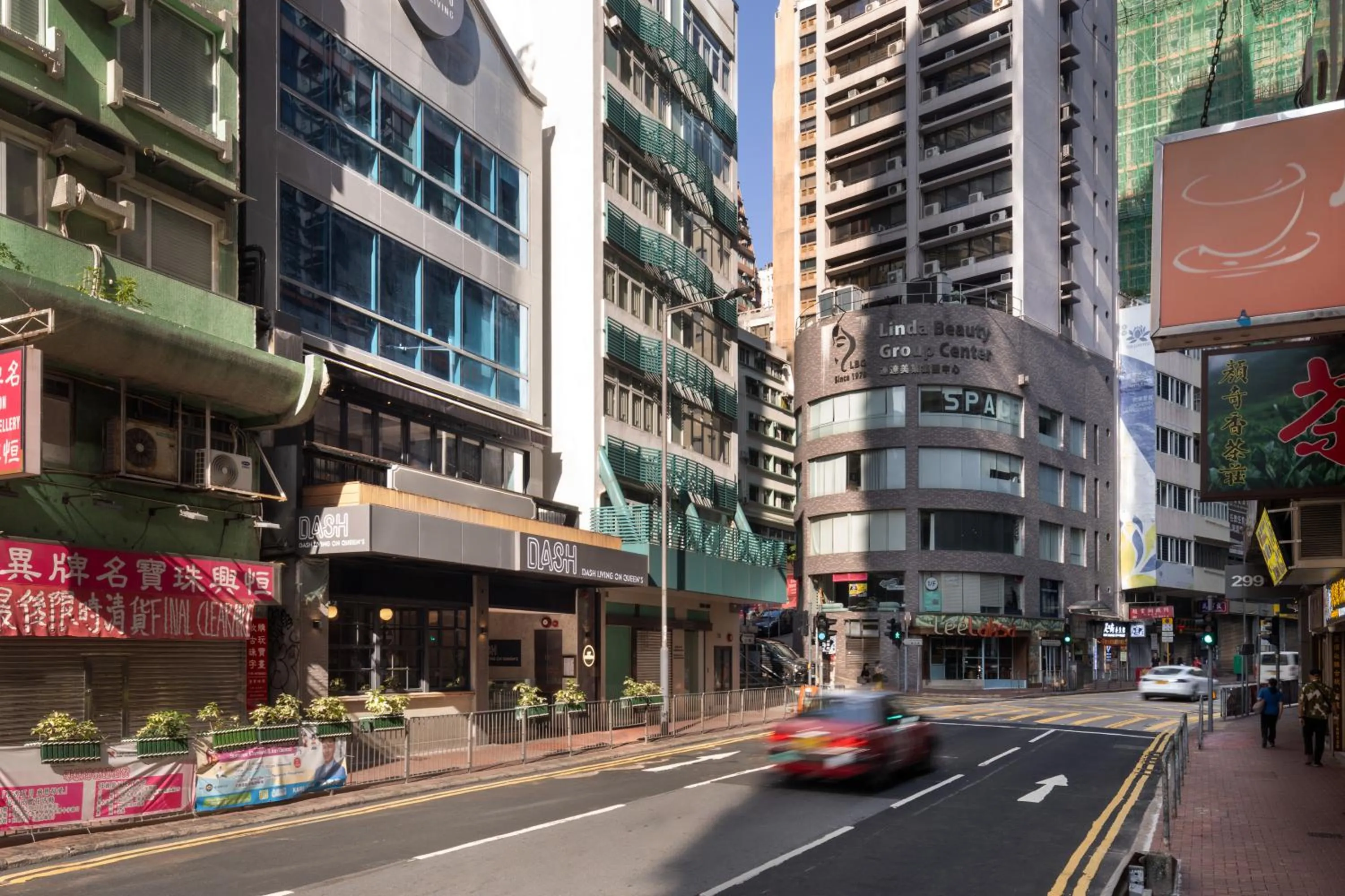 Property building in Dash Living on Queen's