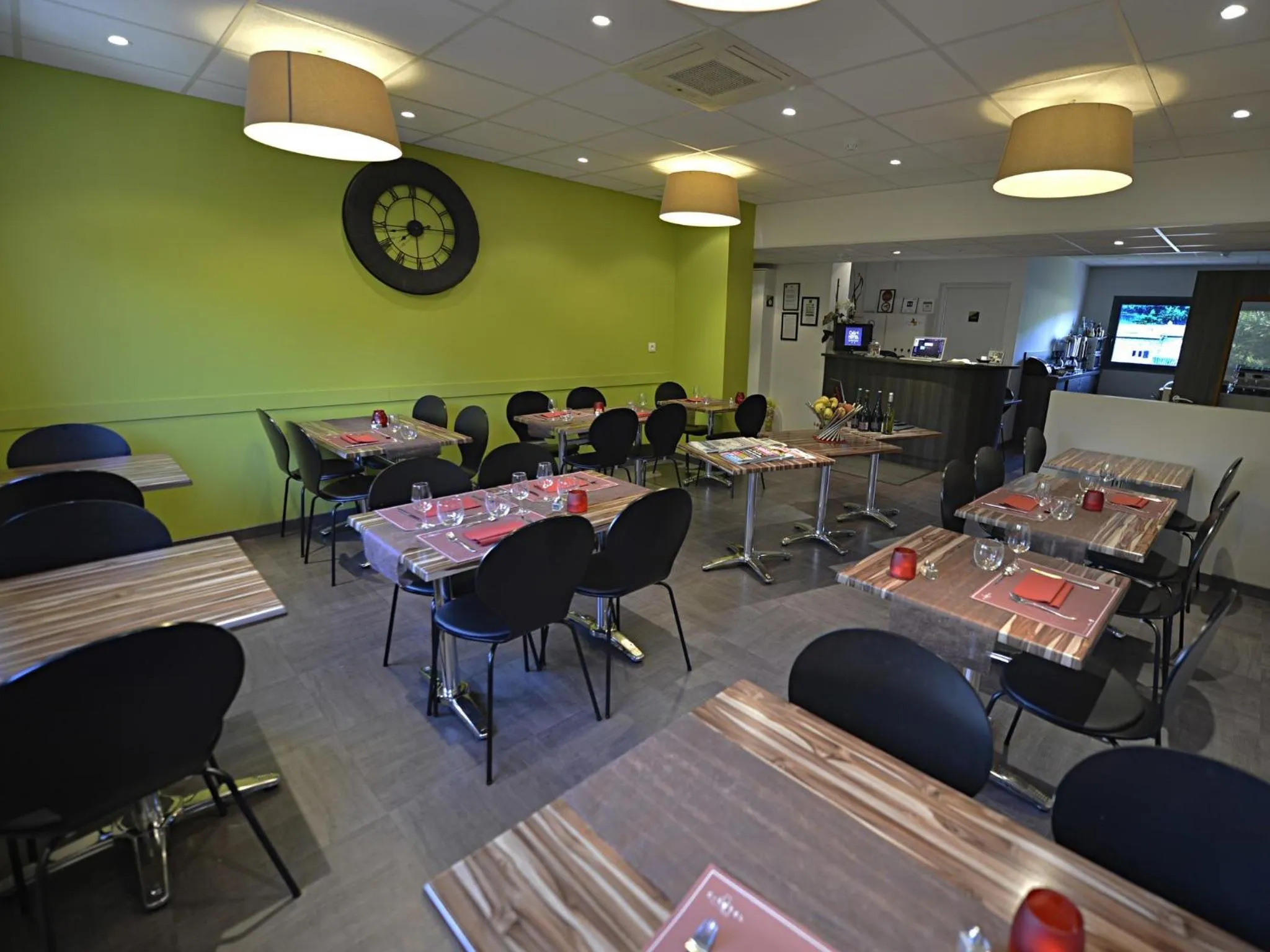 Food and drinks in Côté Hôtel