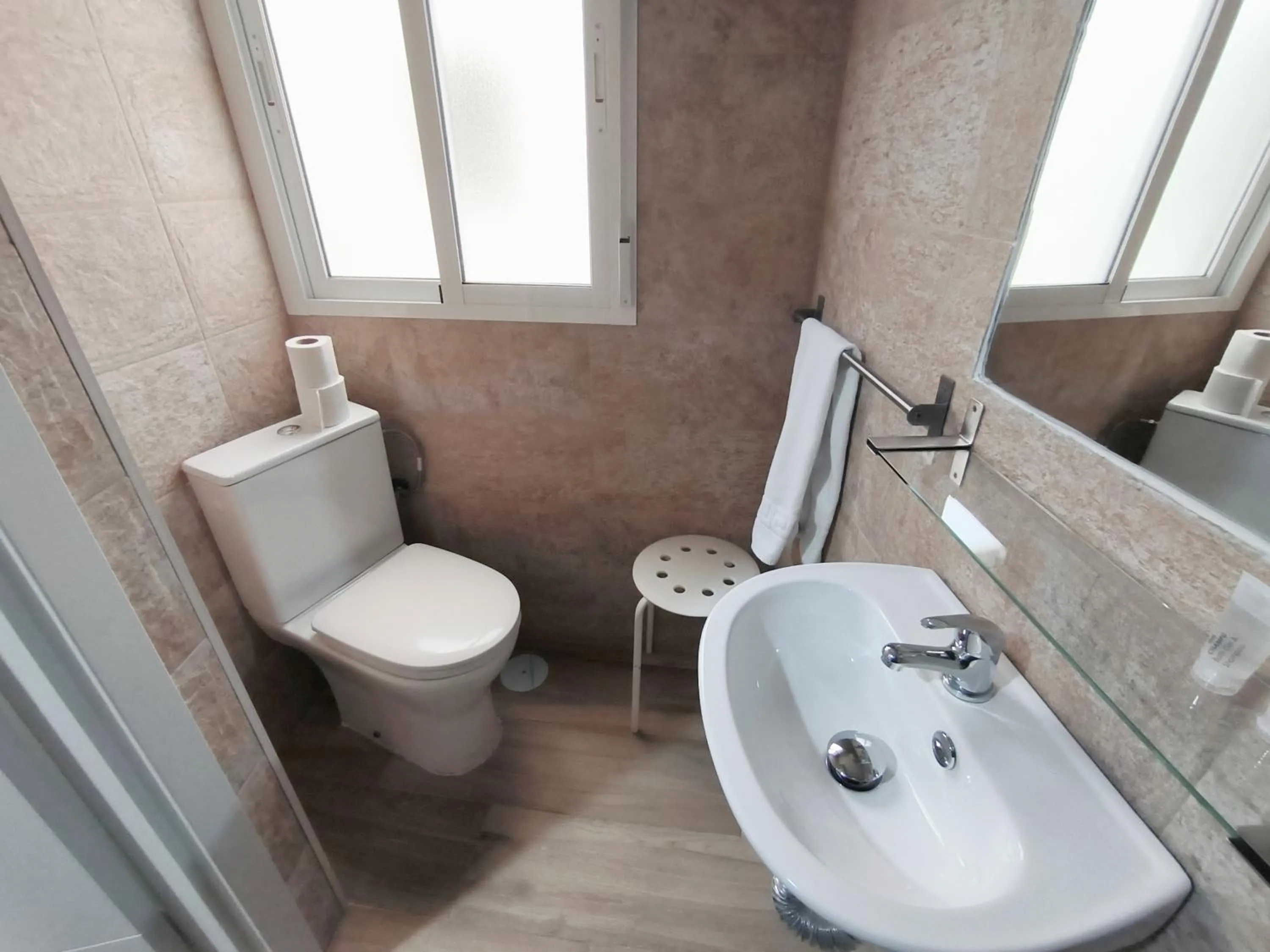 Bathroom in Pension Perez Montilla