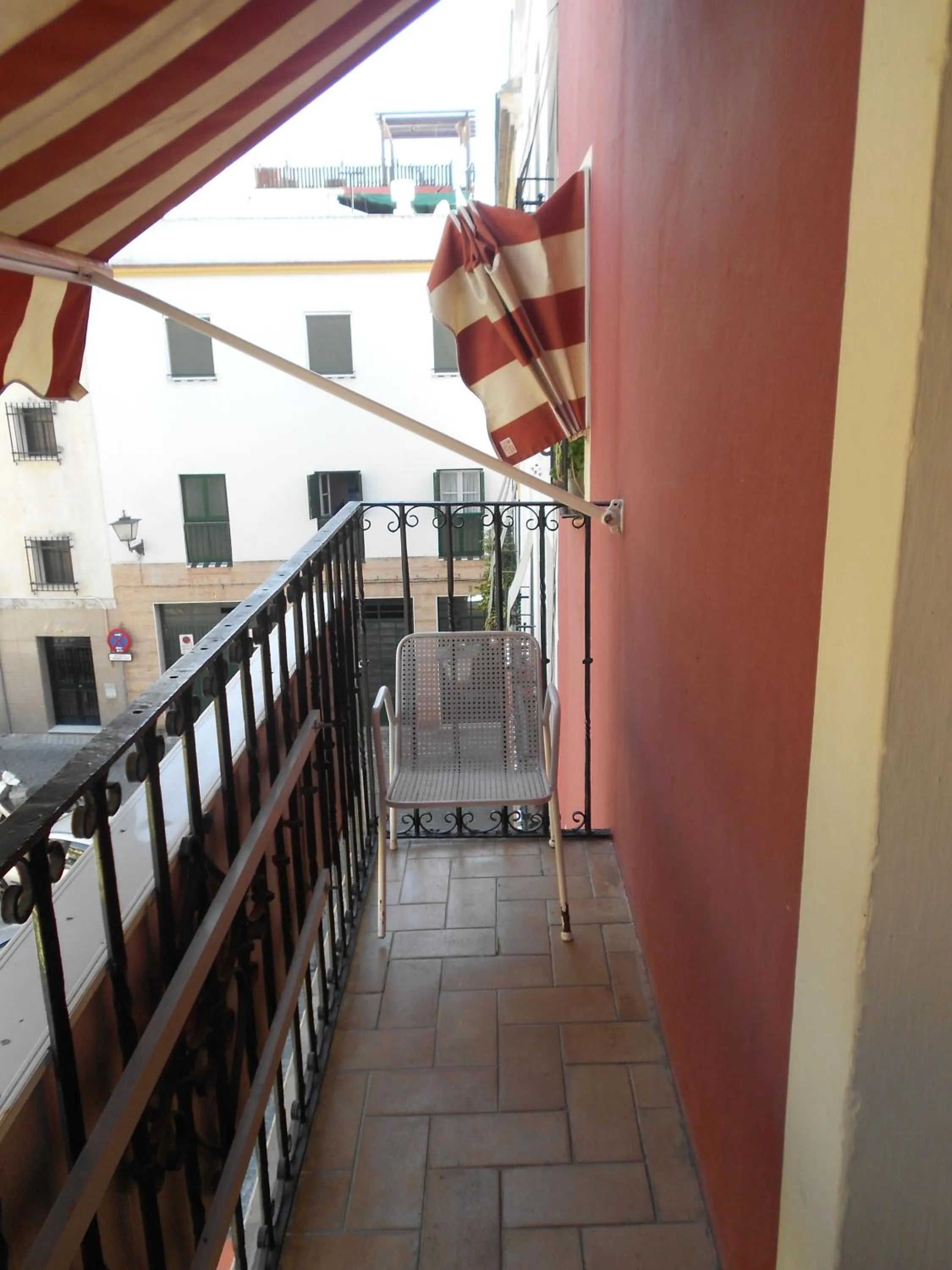 Balcony/Terrace in Pension Perez Montilla