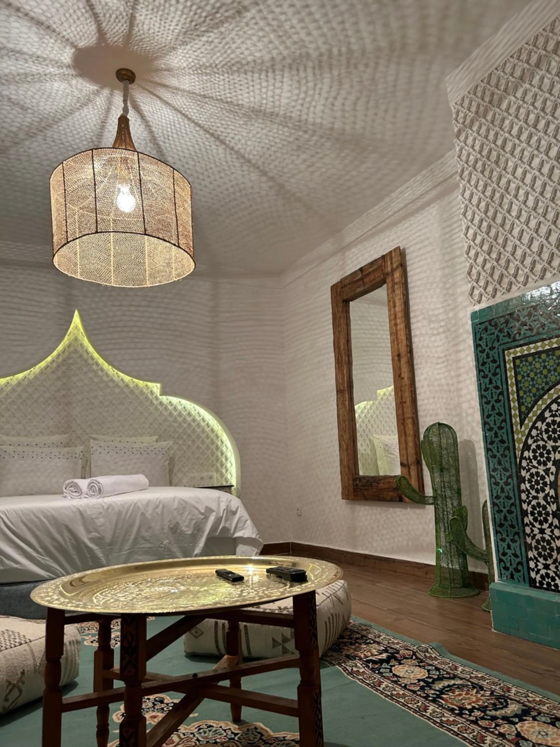 Bed in Riad Tsar Mimoun