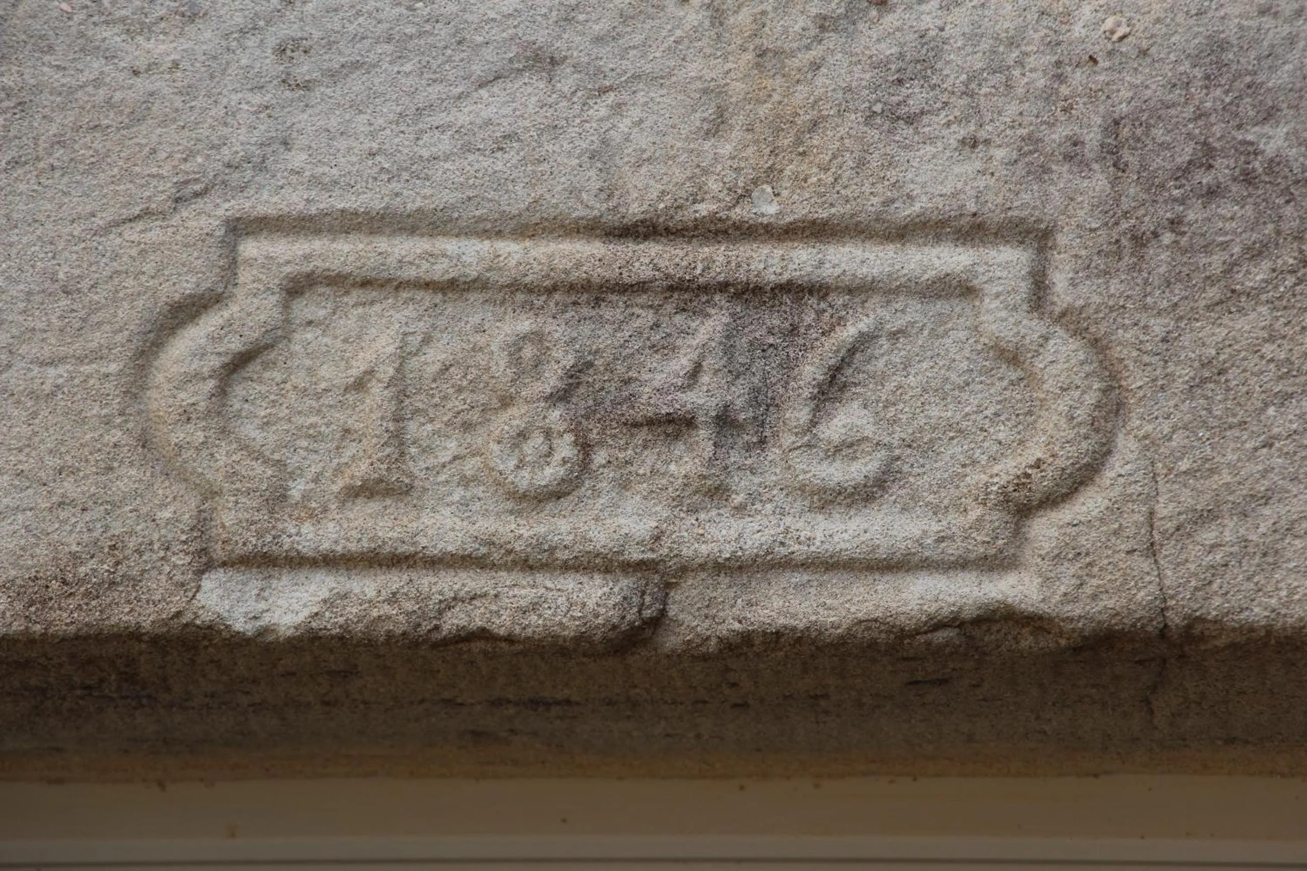 Logo/Certificate/Sign in Le Mas de Magnaou