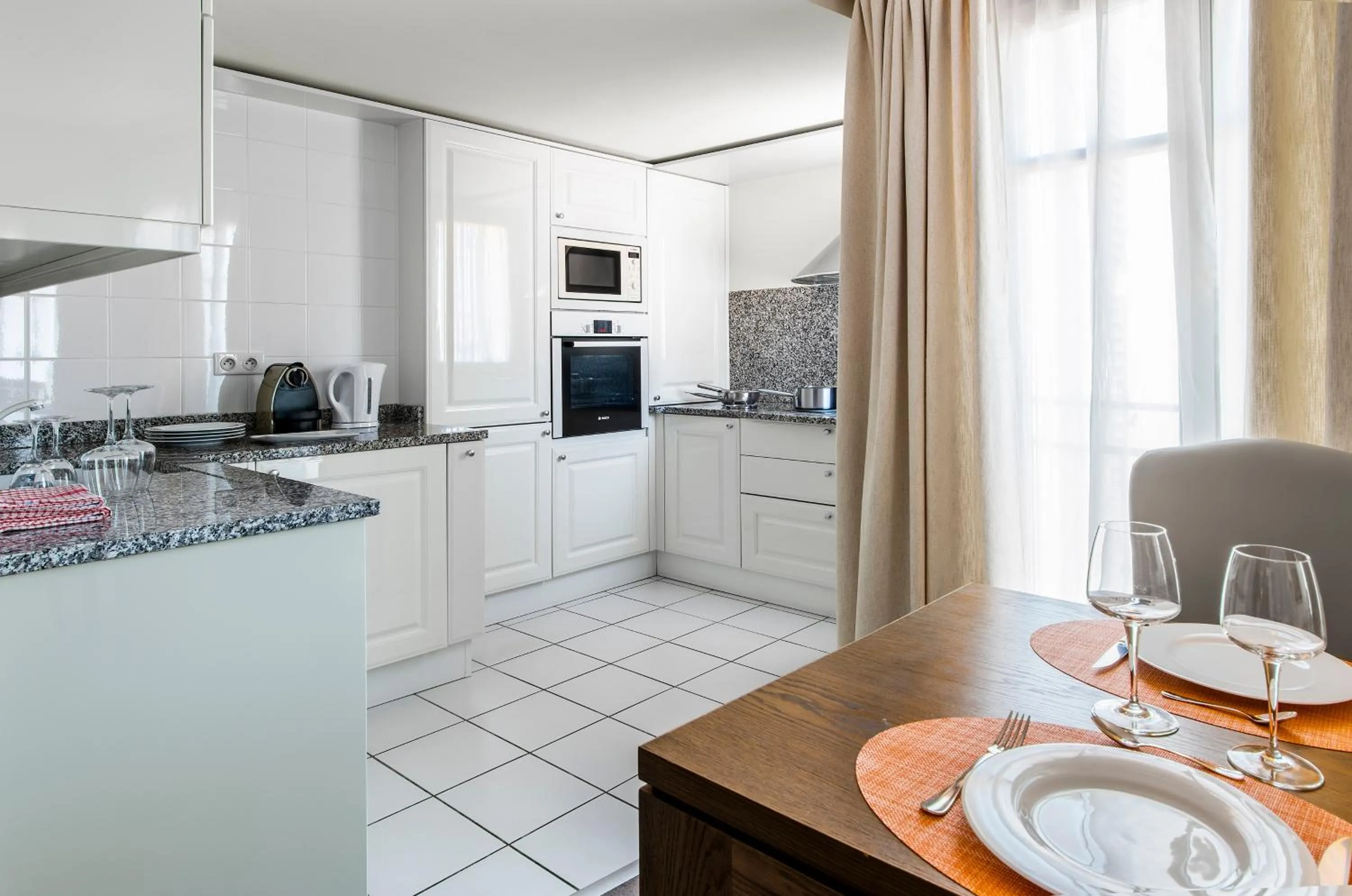 dishwasher in La Résidence de La Réserve