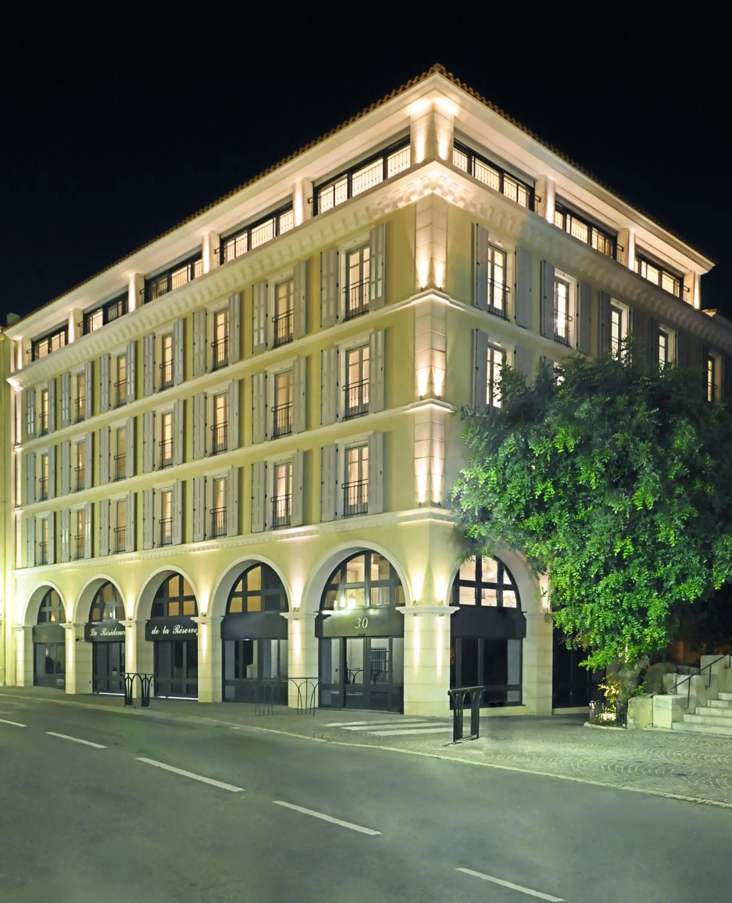 Property building in La Résidence de La Réserve