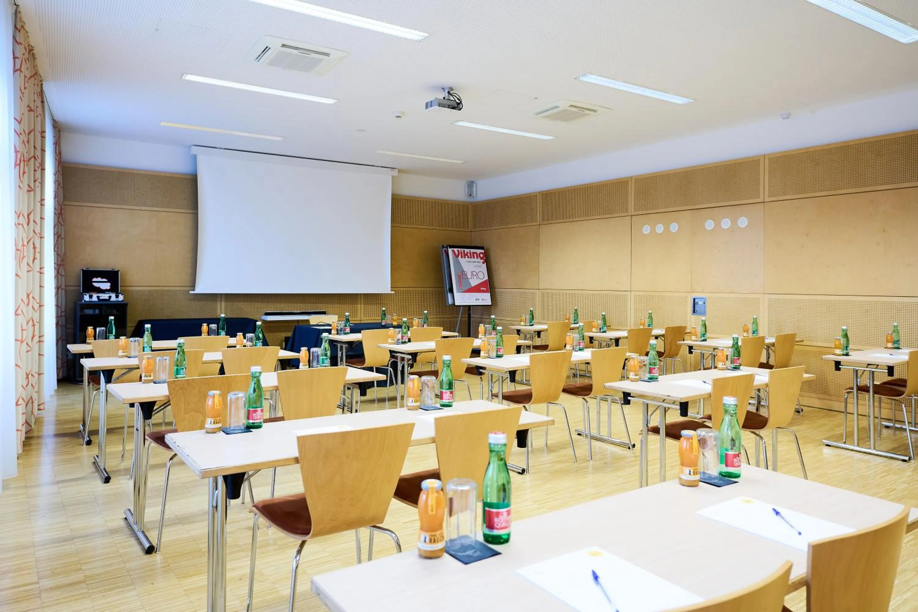 Business facilities in JUFA Hotel Wien City