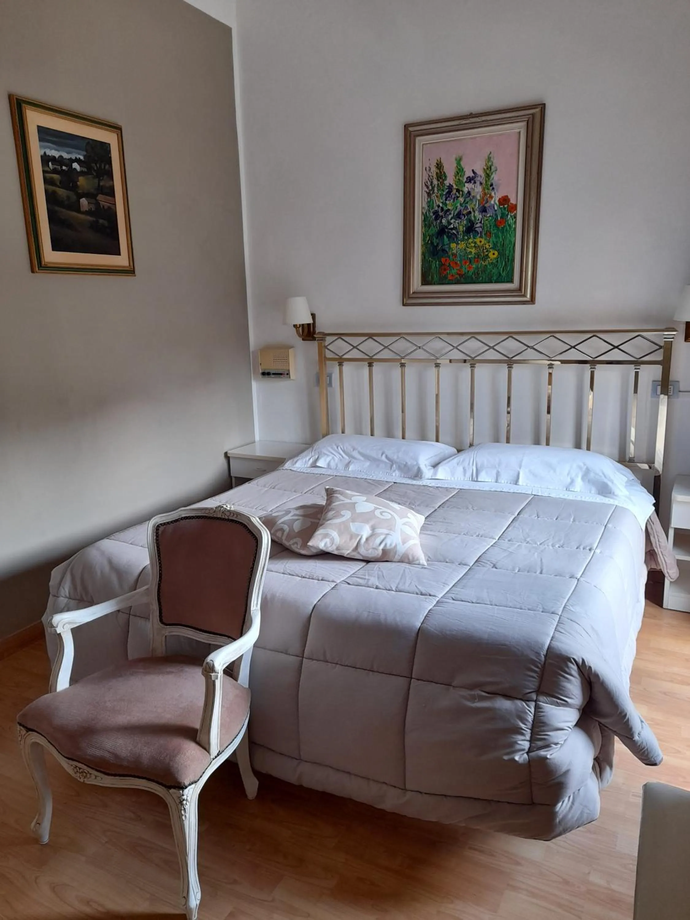 Bedroom, Bed in Hotel Tirrenia