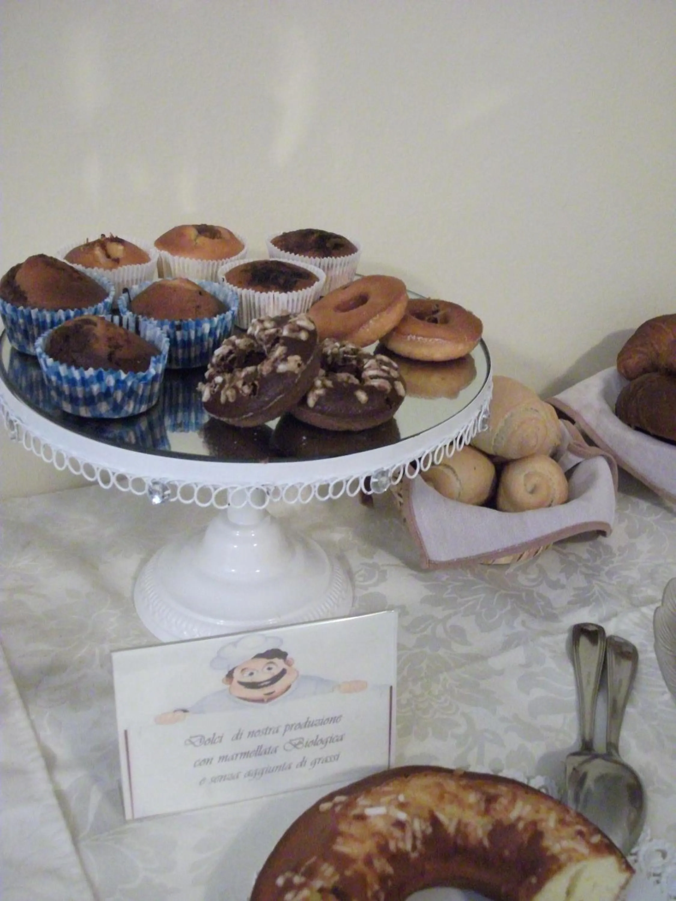 Buffet breakfast in Hotel Tirrenia