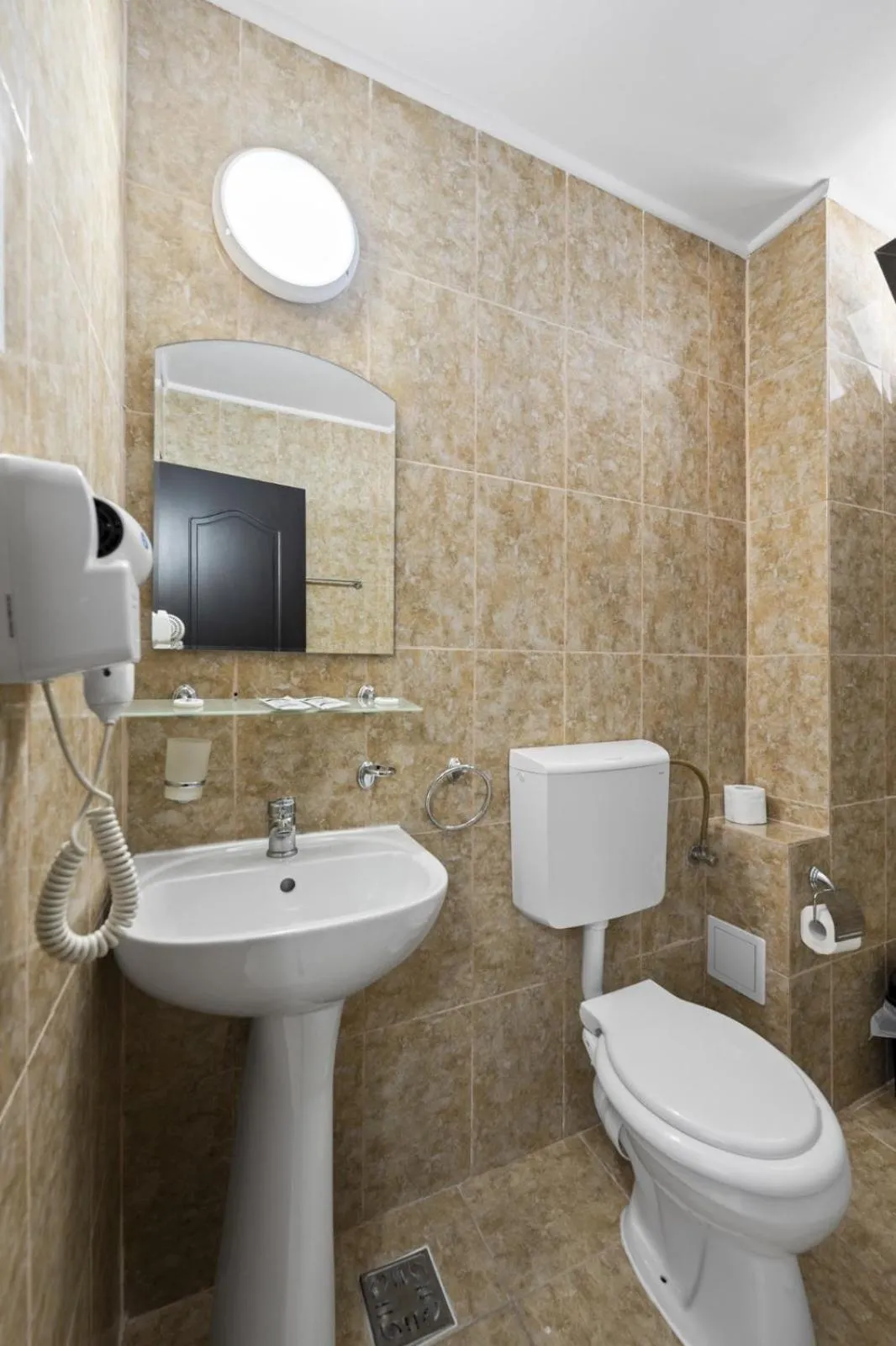 Bathroom in Hotel Coral