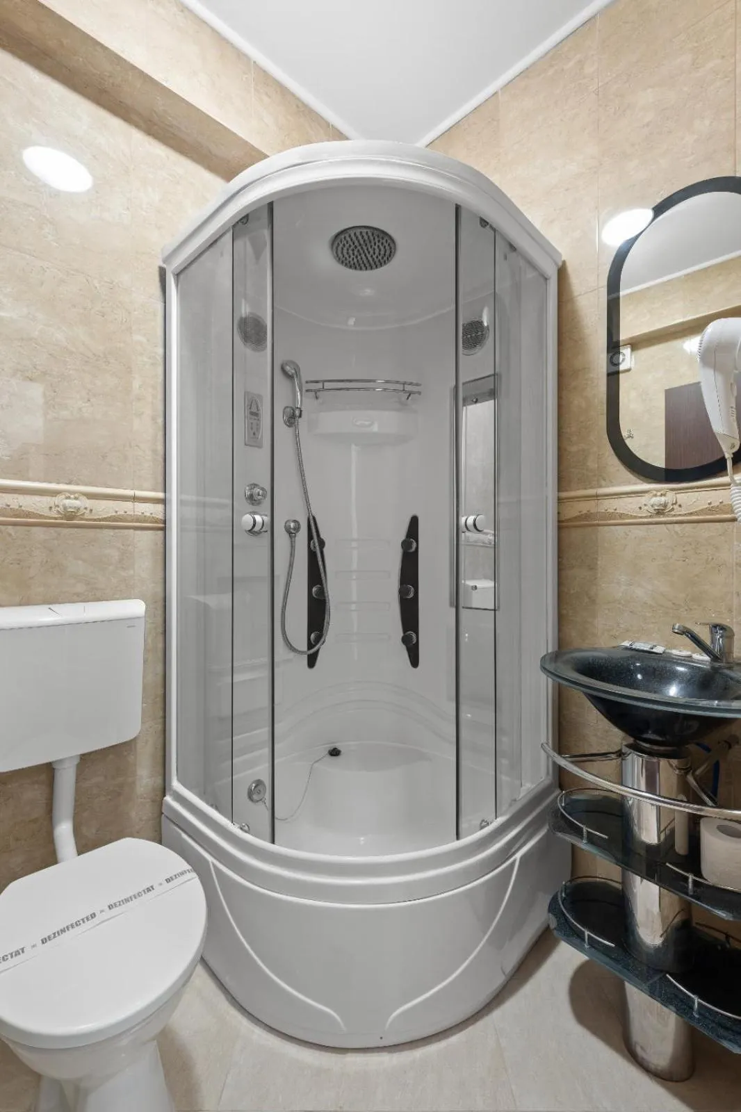 Bathroom in Hotel Coral