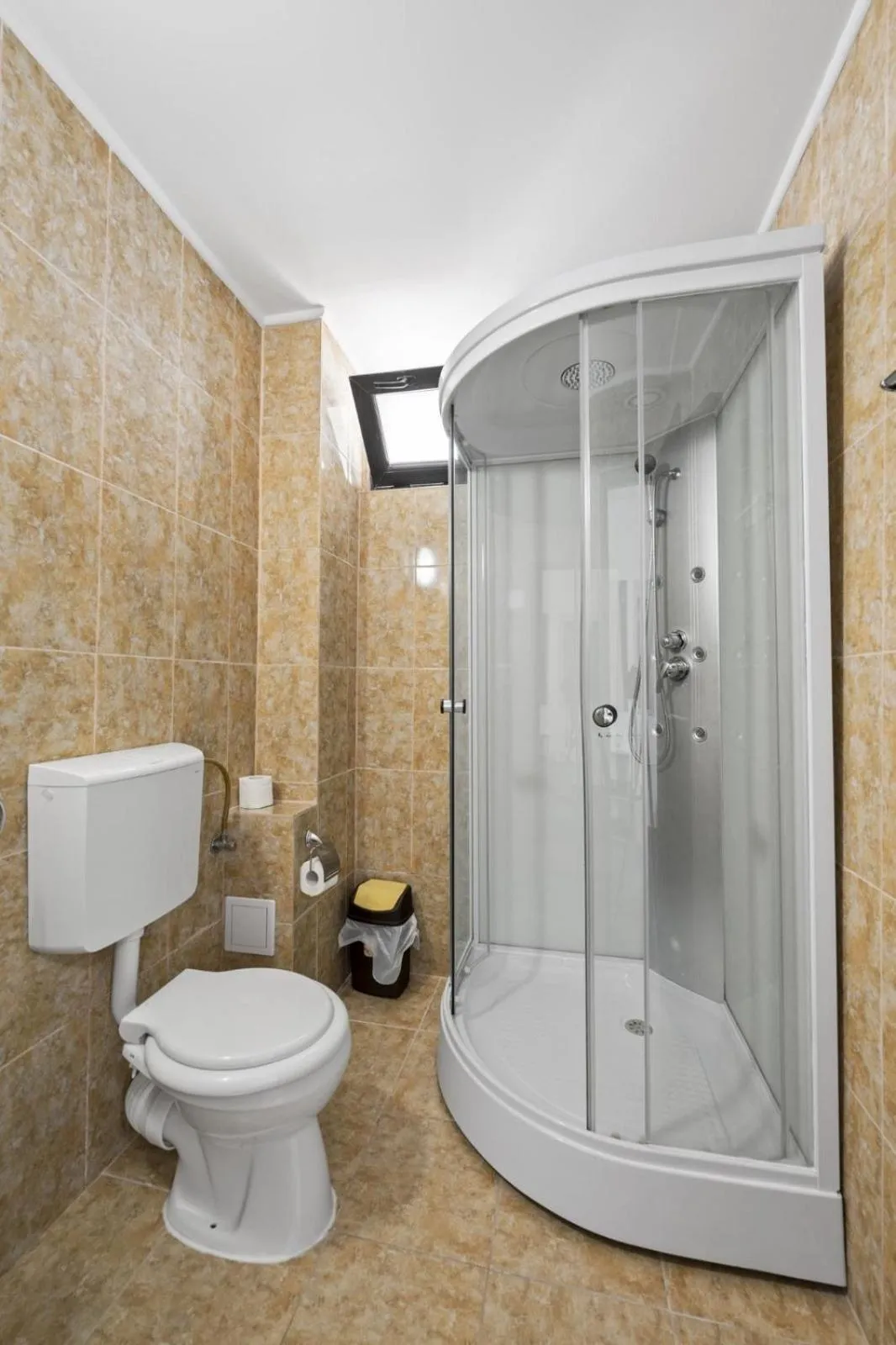 Bathroom in Hotel Coral