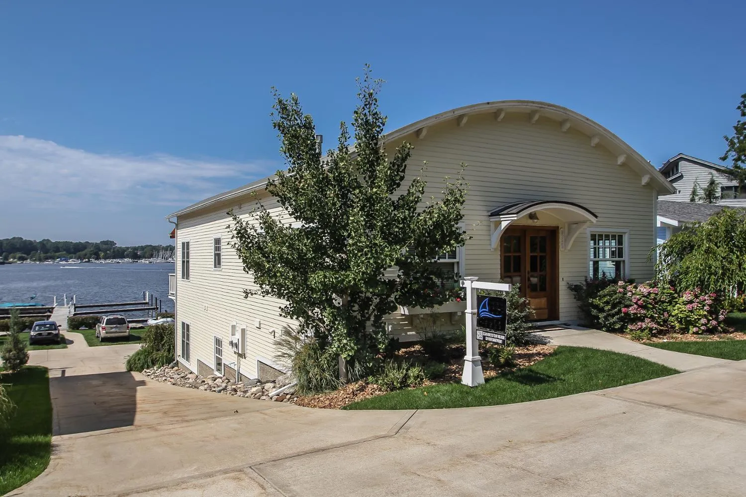 Lay By The Bay on kzoo lake dock walk to Saugatuck
