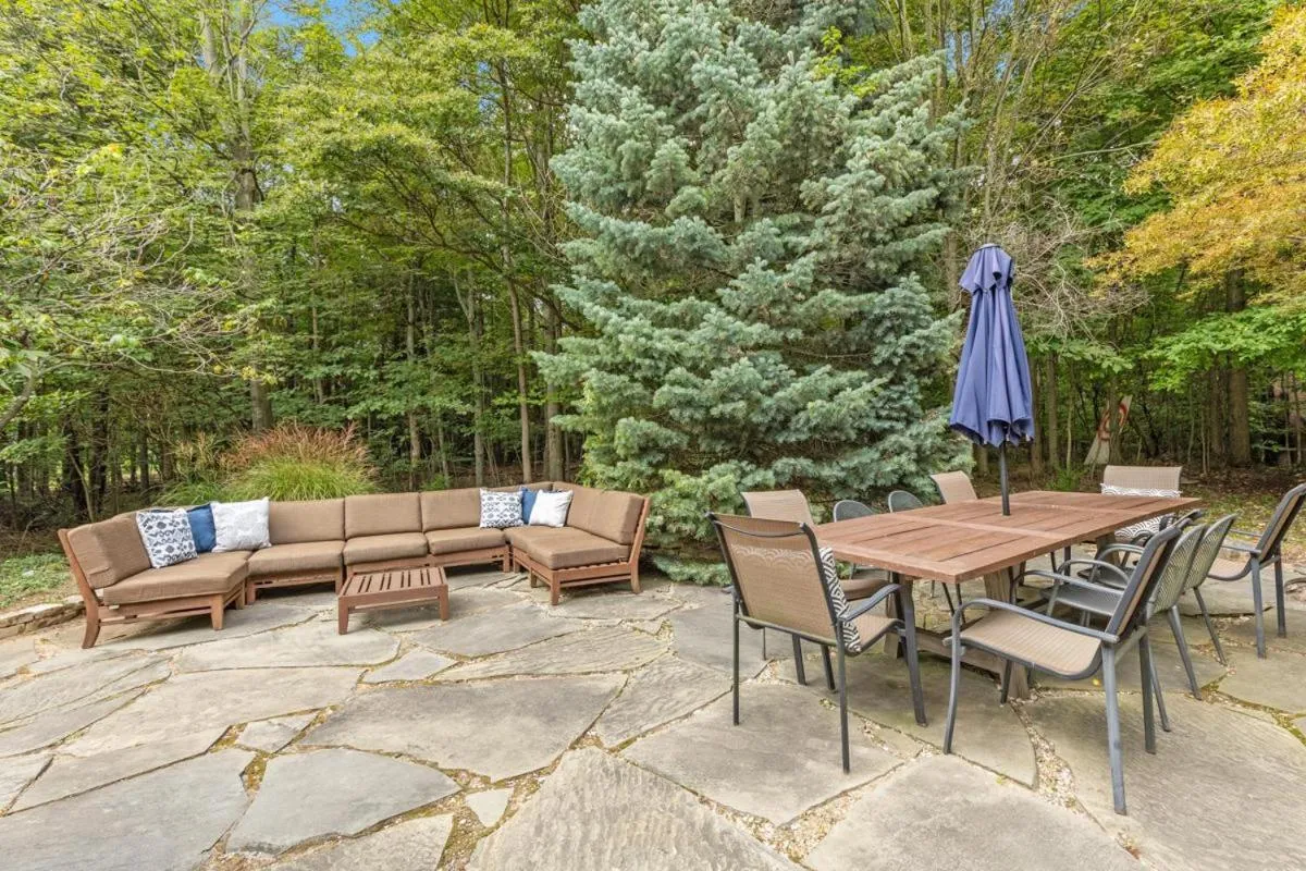 Other in 100 private beach frontage on LK MI Hot tub