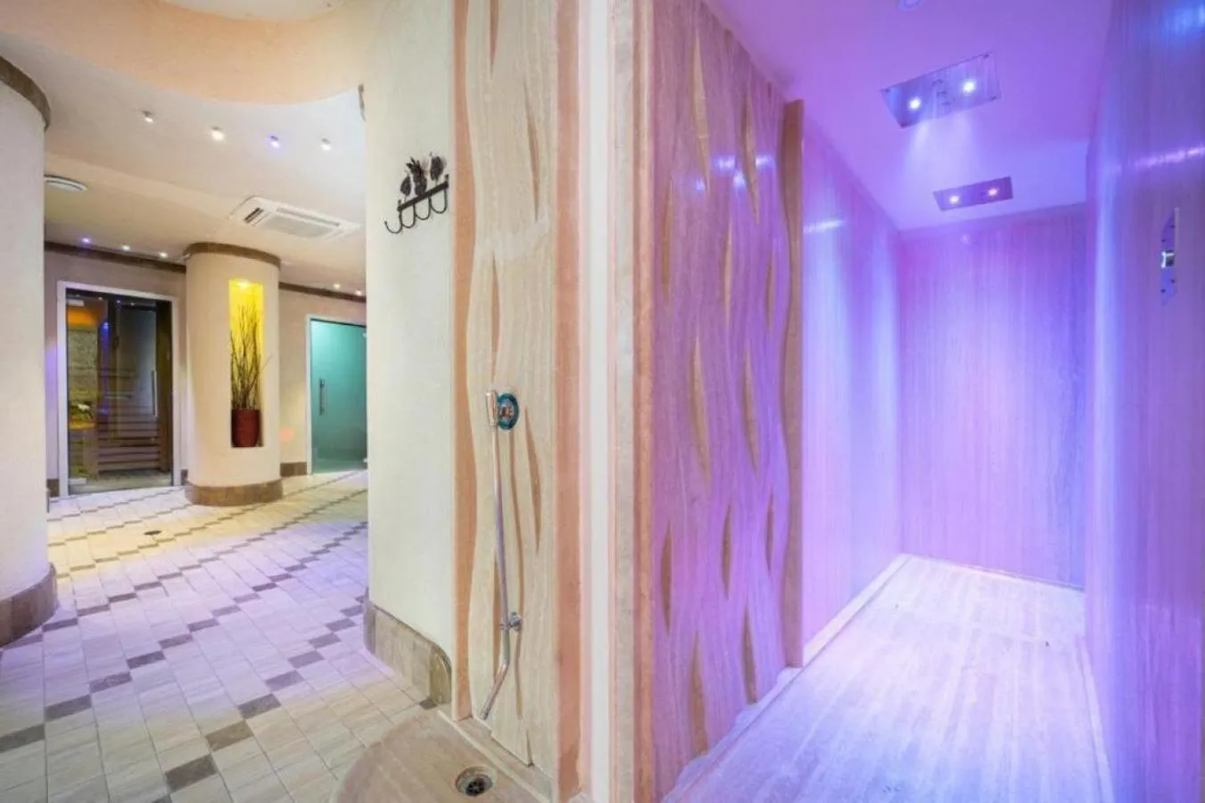 Spa and wellness centre/facilities, Bed in Best Western Premier Villa Fabiano Palace Hotel