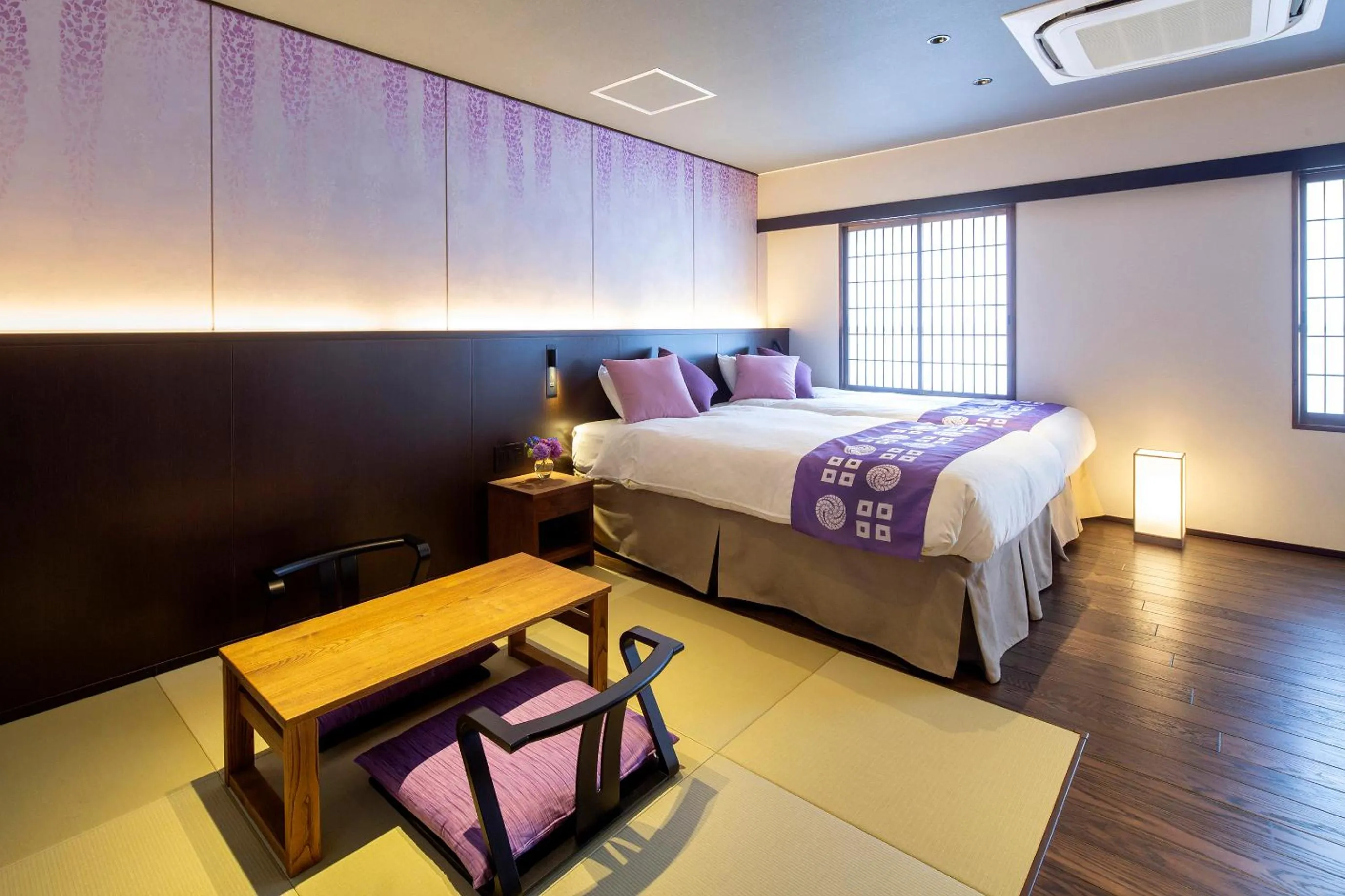 Photo of the whole room, Bed in Hotel Claire Higasa