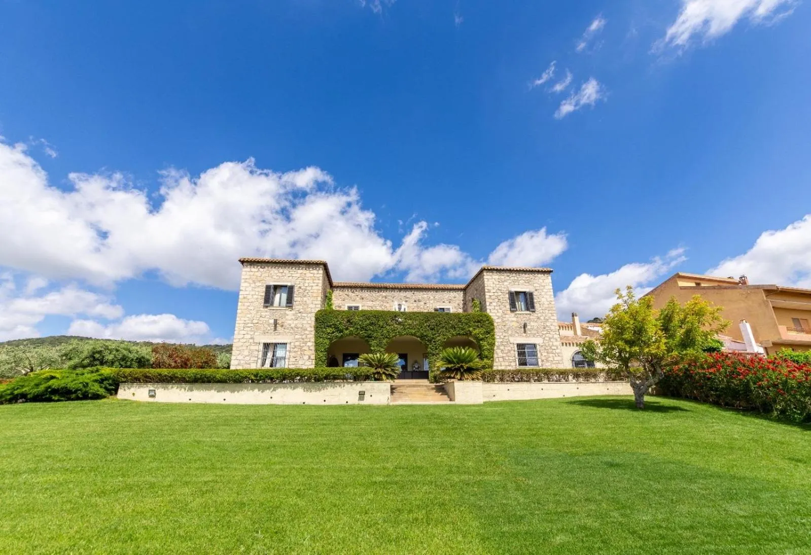 Property building in Borgo Antico XIX sec.