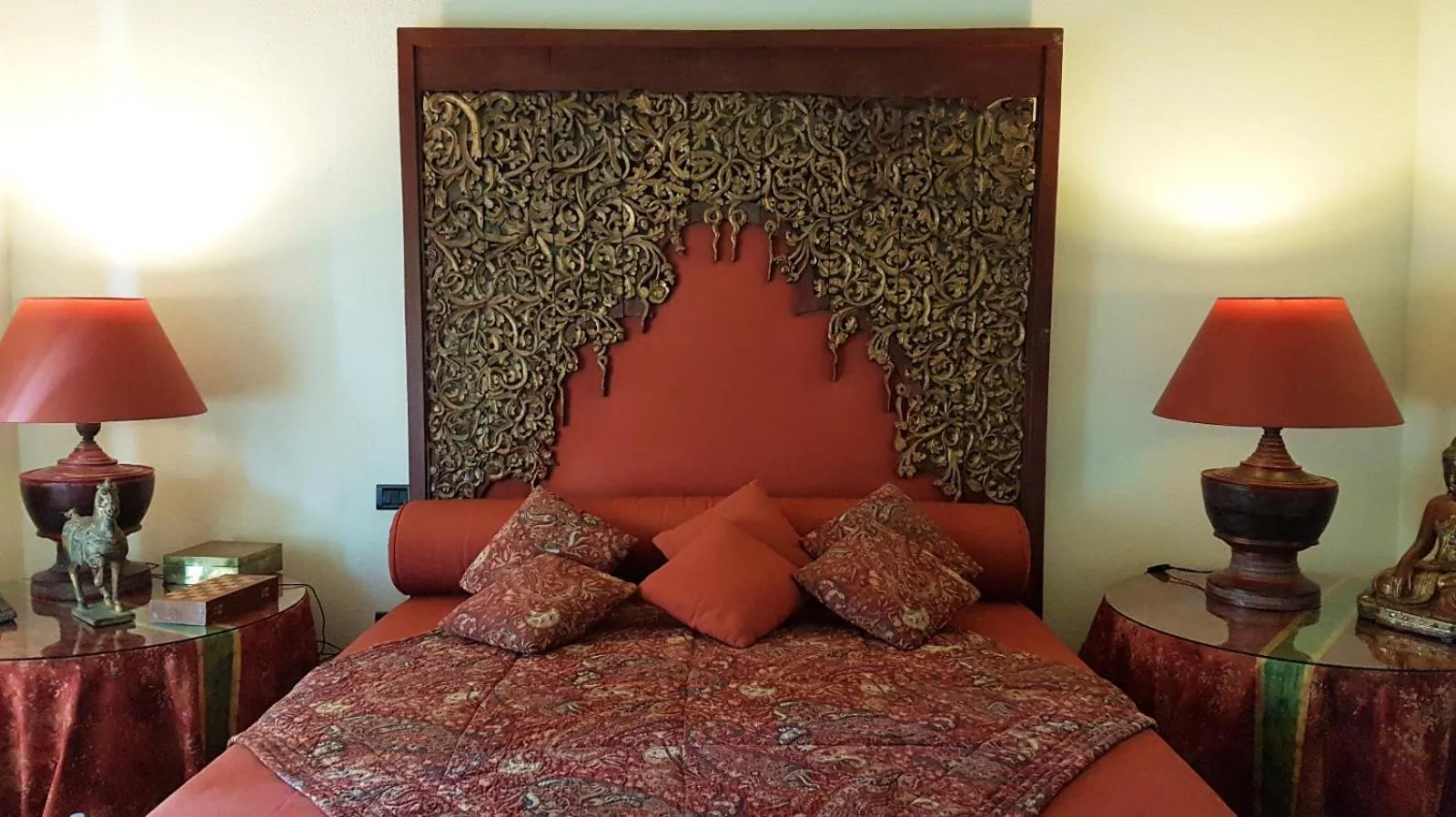 Photo of the whole room, Bed in Borgo Antico XIX sec.